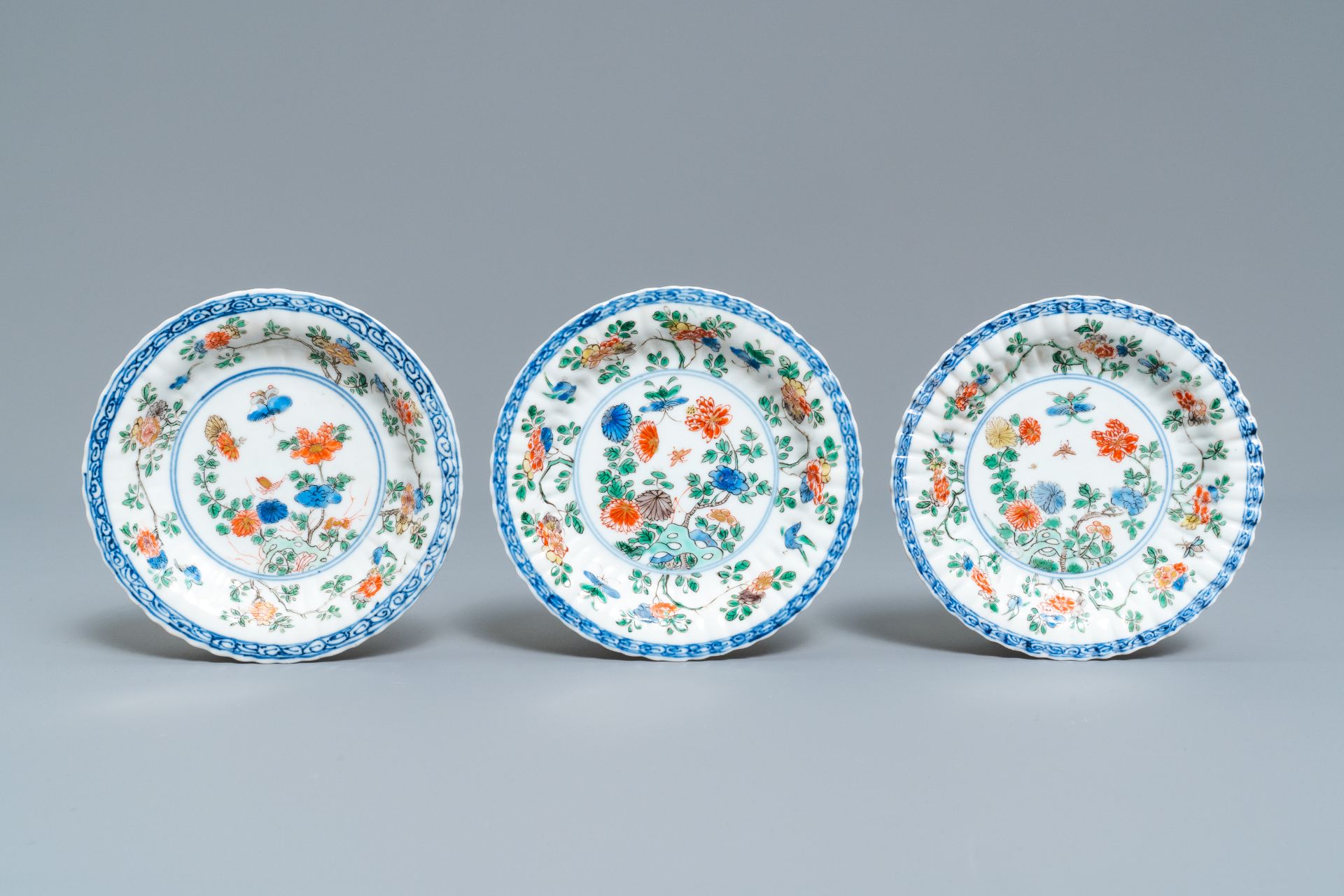 Six lobed Chinese famille verte café-au-lait-ground cups and saucers, Kangxi - Image 4 of 17