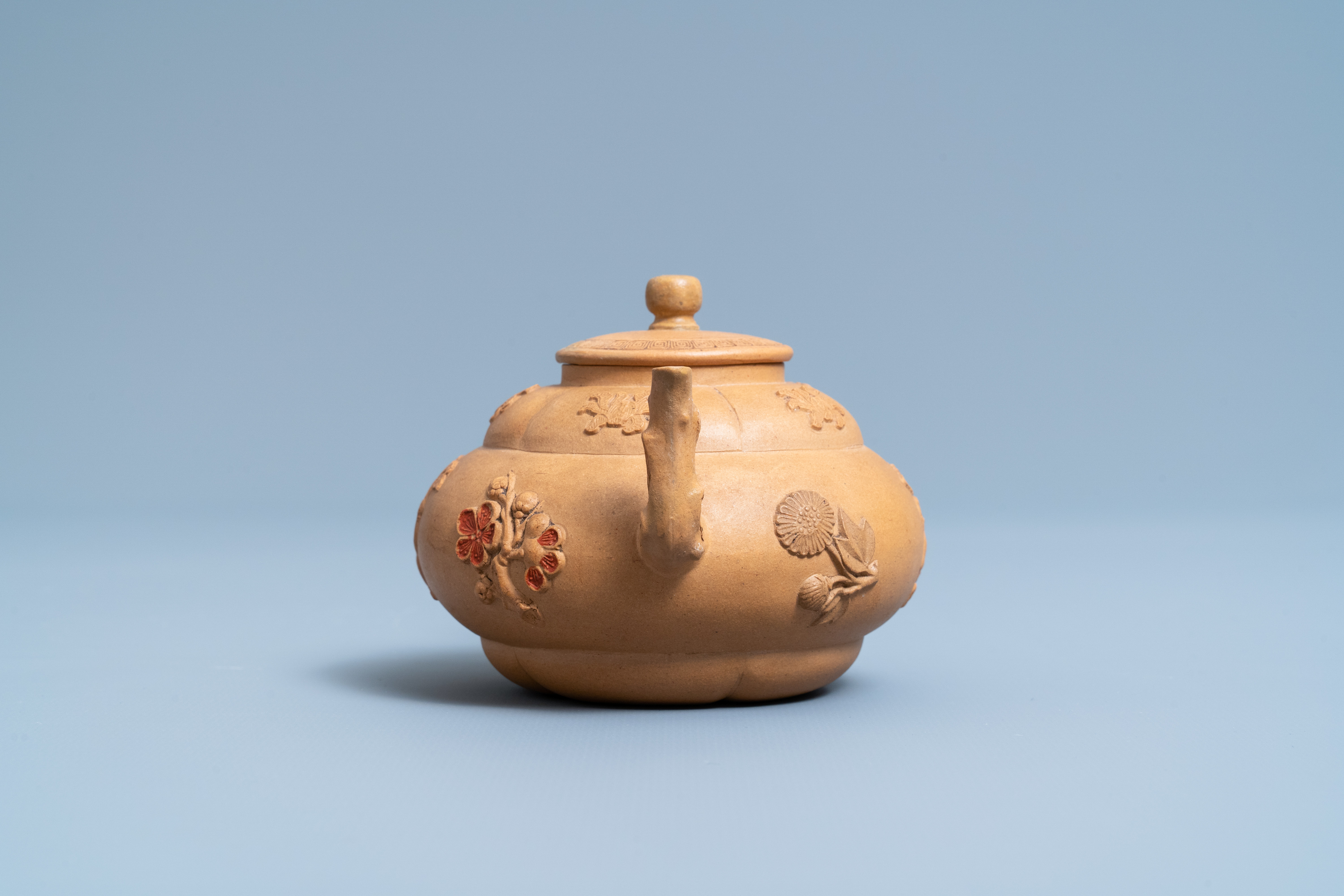 A bichrome Chinese Yixing stoneware teapot and cover with applied design, Kangxi - Image 3 of 7