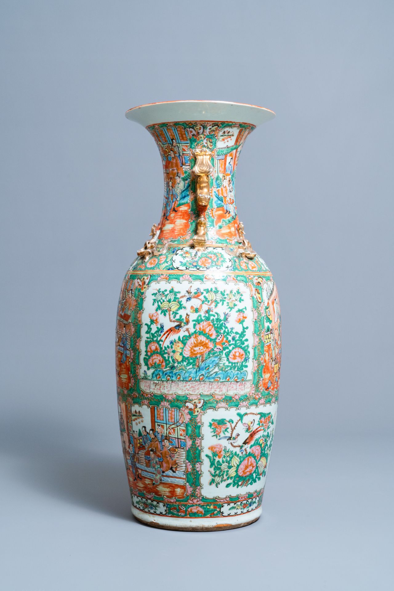 A large Chinese Canton famille rose vase, 19th C. - Image 3 of 7