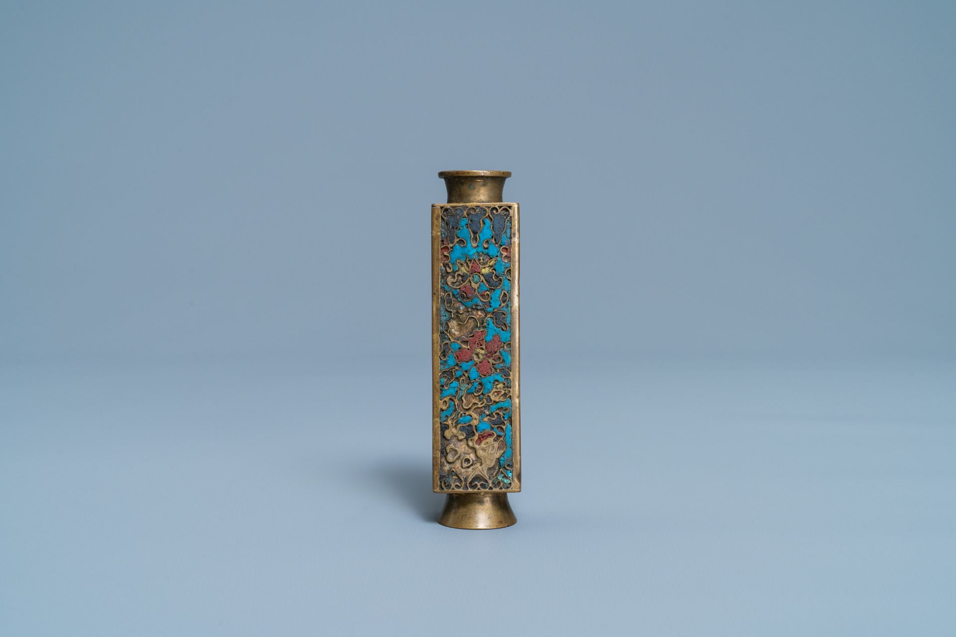 A small Chinese cloisonné cong vase, Wanli - Image 4 of 7