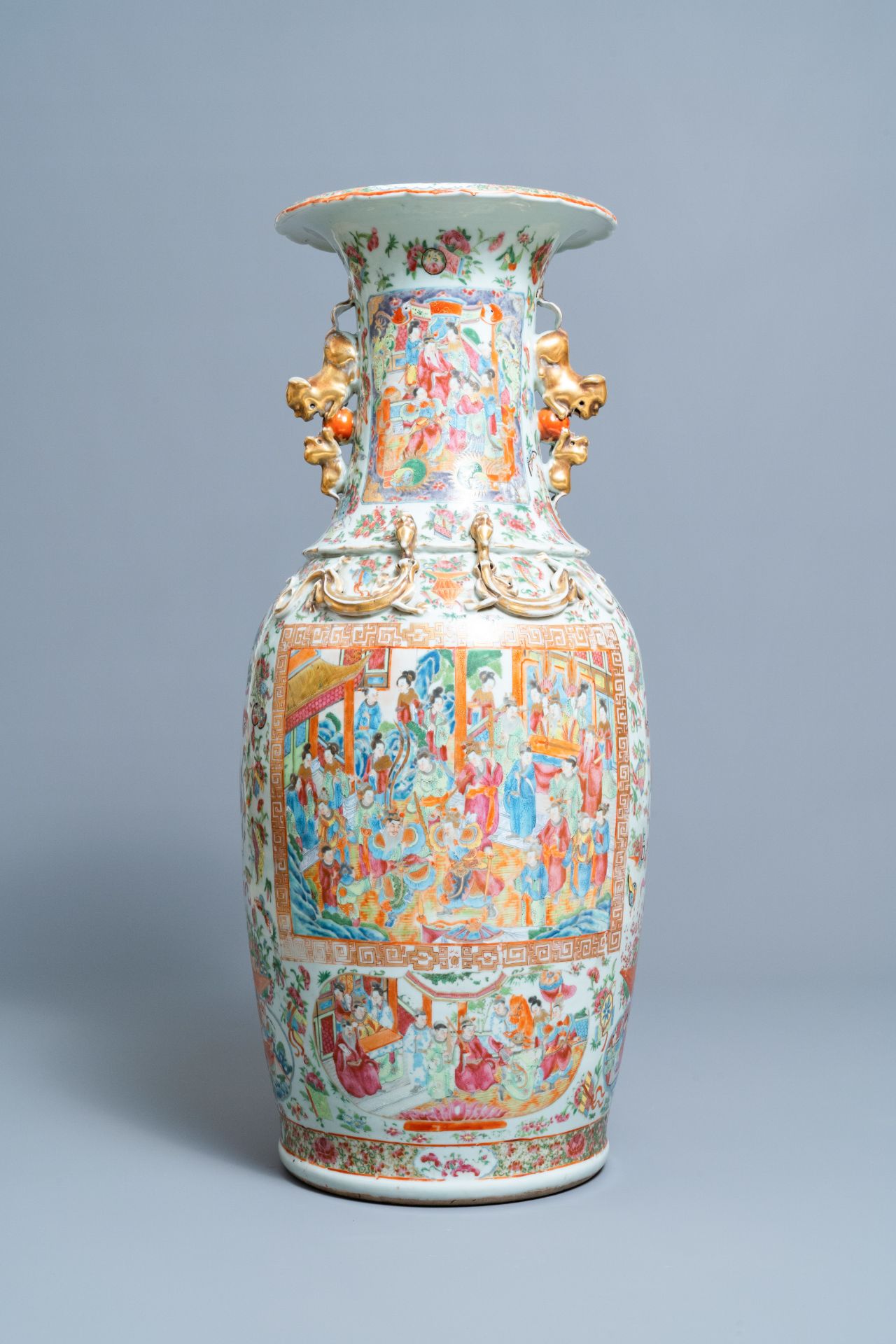 A large Chinese Canton famille rose vase, 19th C. - Image 2 of 7