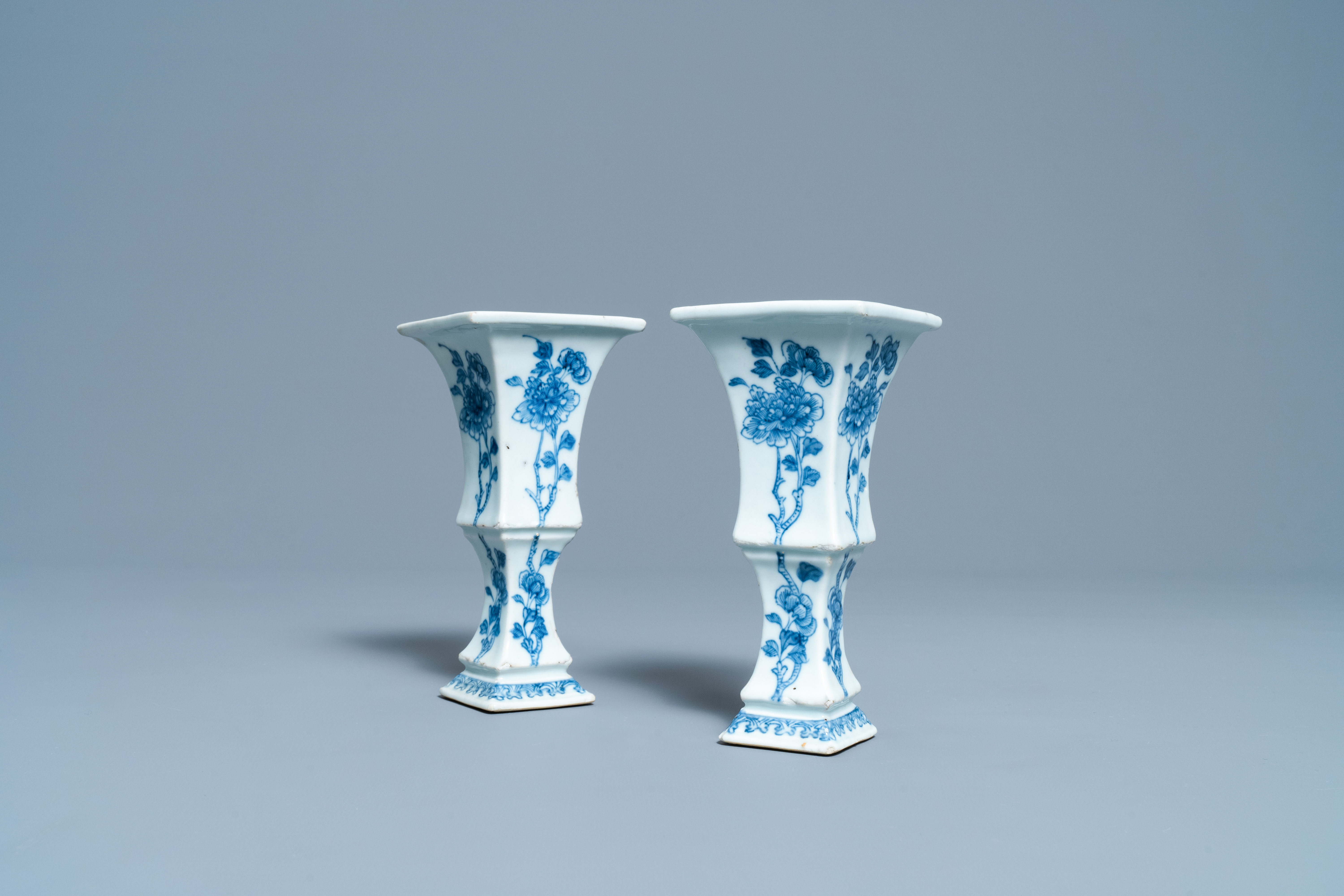 A pair of Chinese blue and white vases with floral design, Qianlong - Image 2 of 8