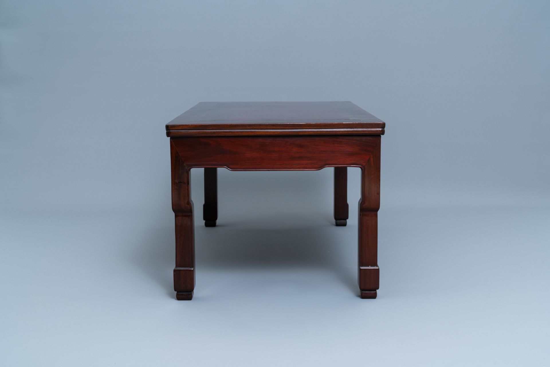 Two Chinese rectangular wooden 'kang' tables, 19/20th C. - Image 4 of 17