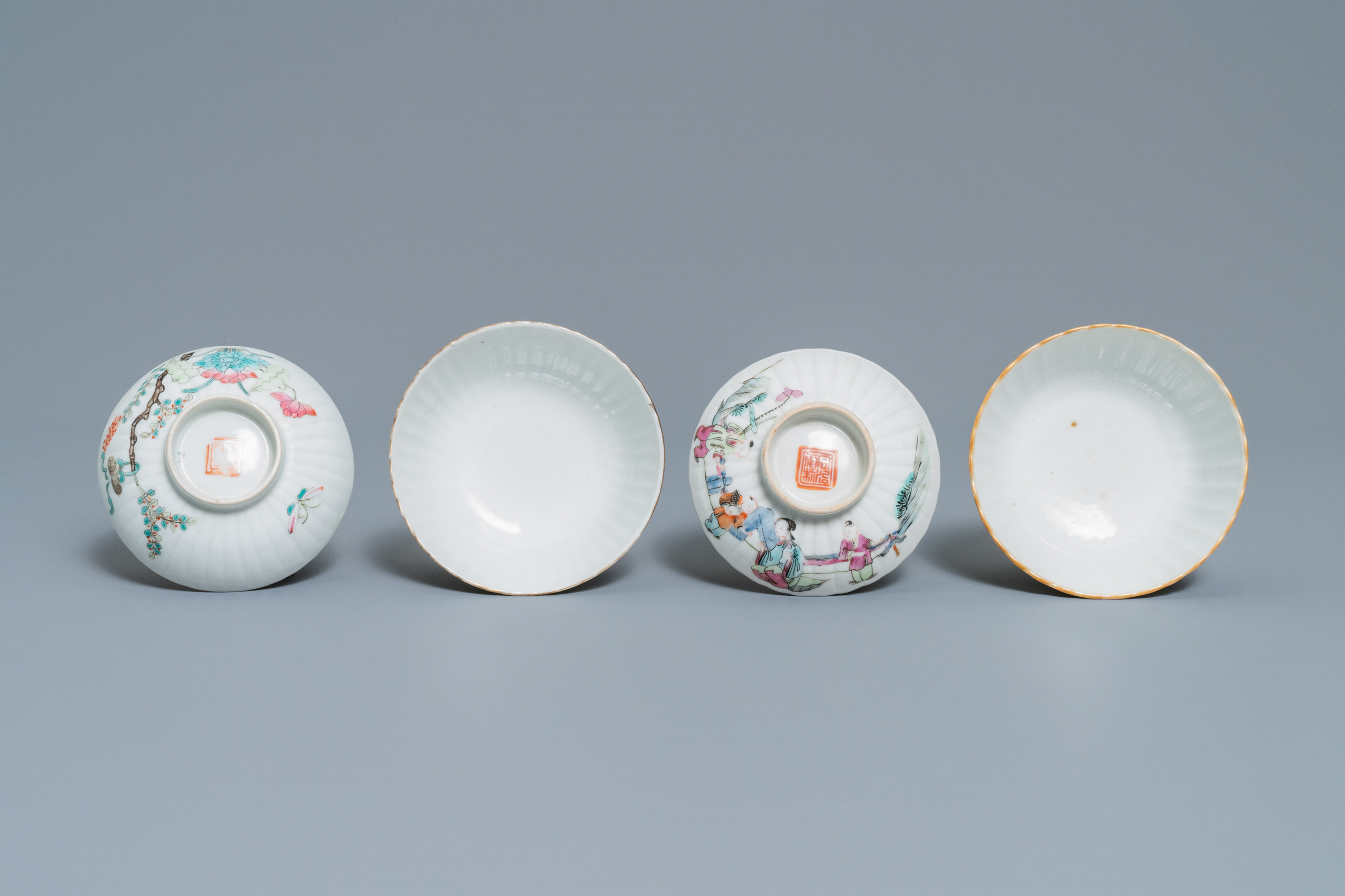 Two Chinese famille rose teapots and four covered bowls on stands, 19th C. - Image 8 of 42