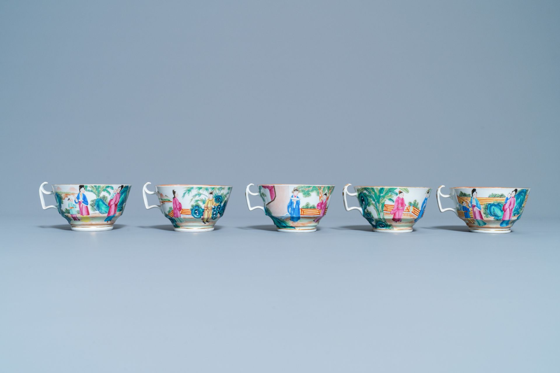 A Chinese Canton famille rose tea service, 19th C. - Image 16 of 27