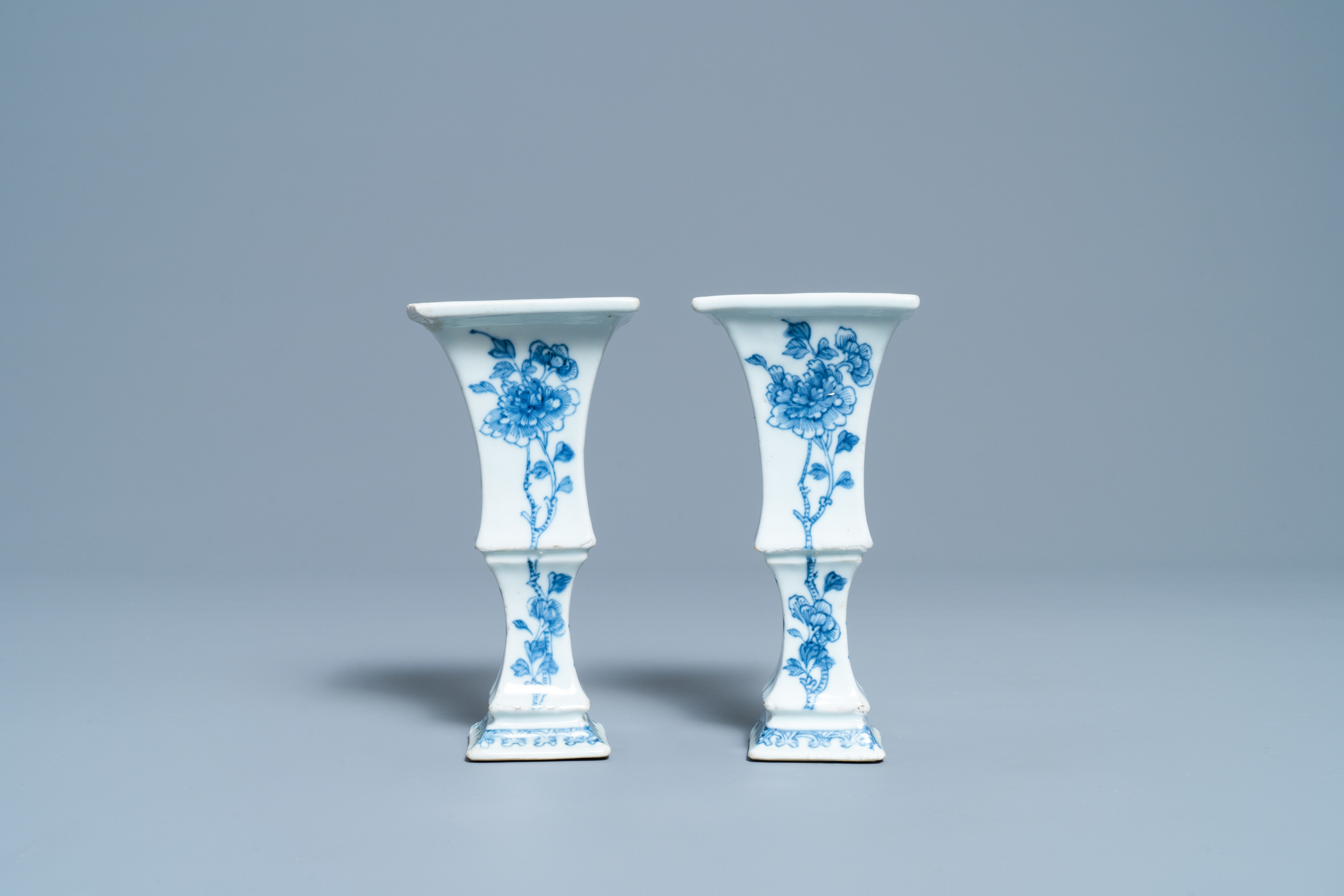 A pair of Chinese blue and white vases with floral design, Qianlong - Image 6 of 8