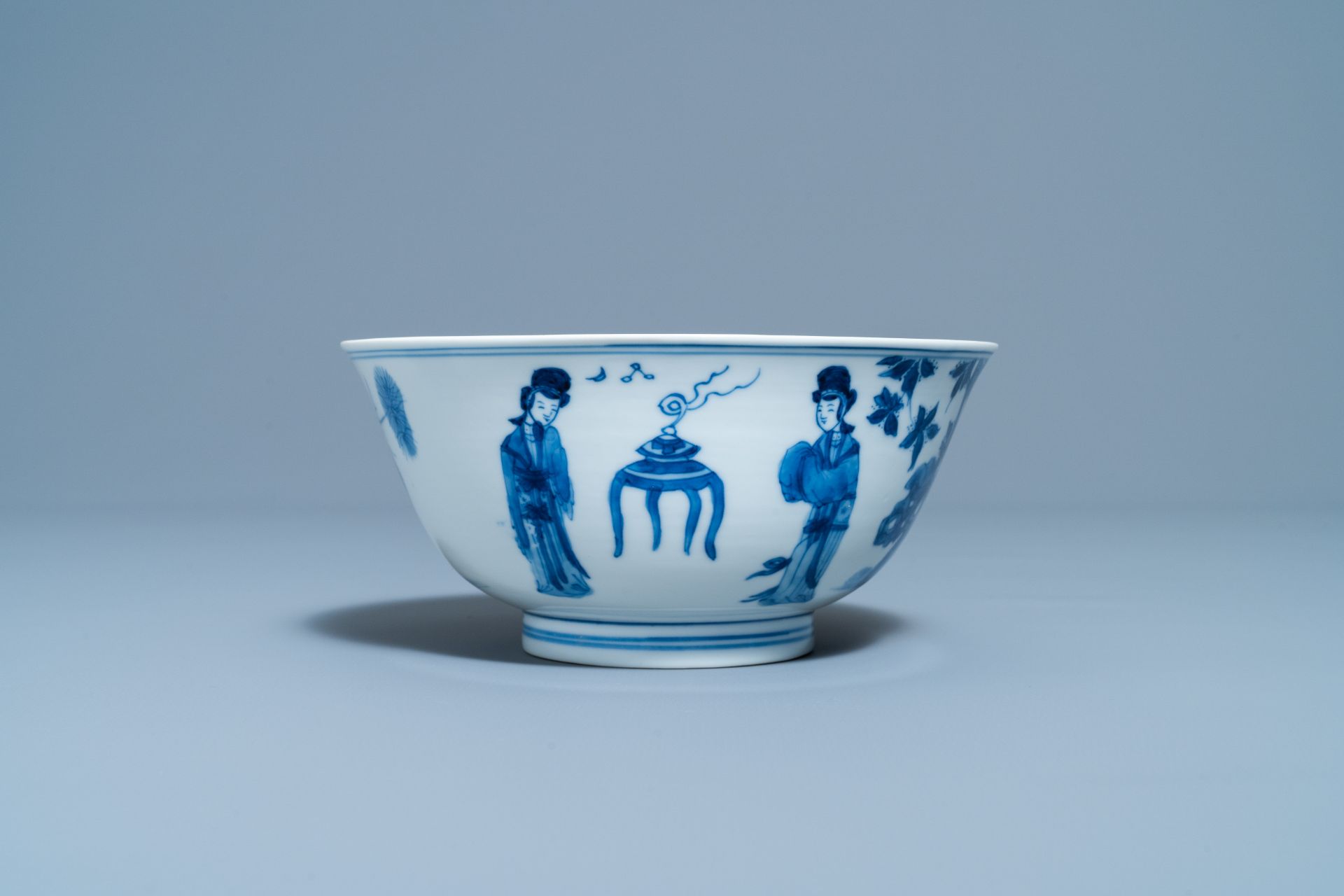 A Chinese blue and white 'Long Eliza' bowl, 'Qi Zhen Ru Yu' mark, Kangxi - Image 4 of 7