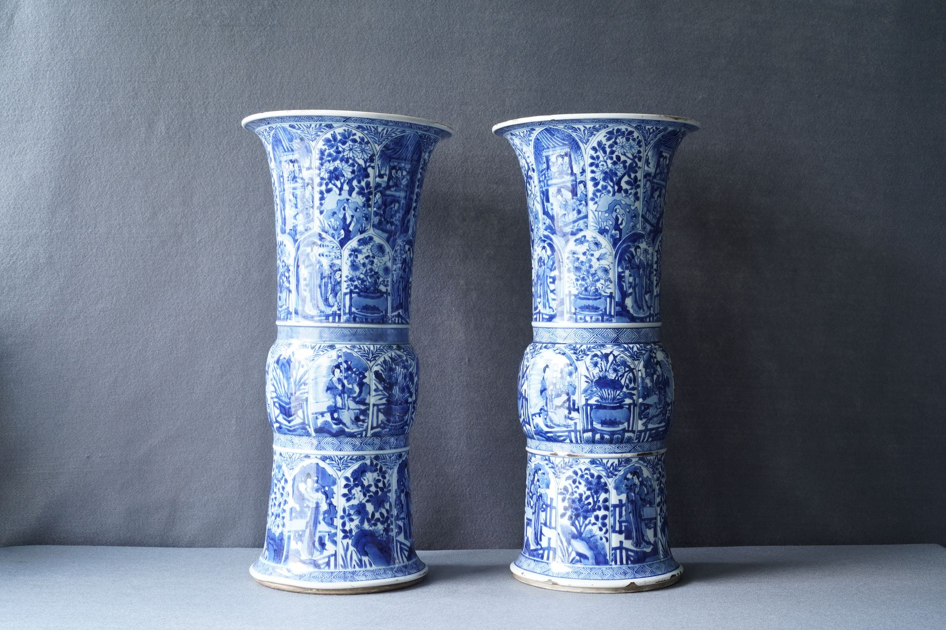 A pair of large Chinese blue and white 'Long Eliza' beaker vases, Kangxi - Image 7 of 36