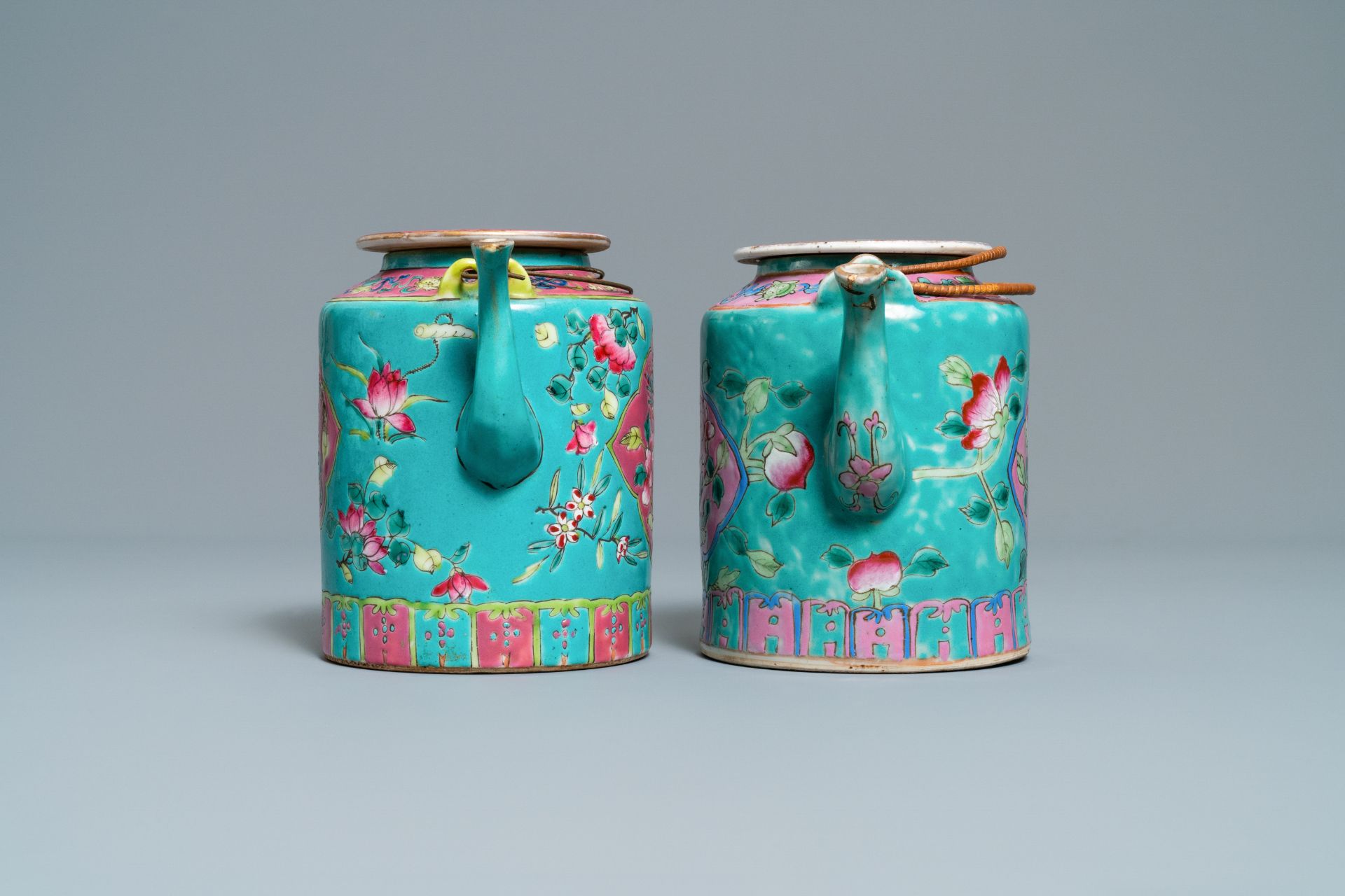 Two large Chinese turquoise-ground famille rose teapots for the Straits or Peranakan market, 19th C. - Image 5 of 10