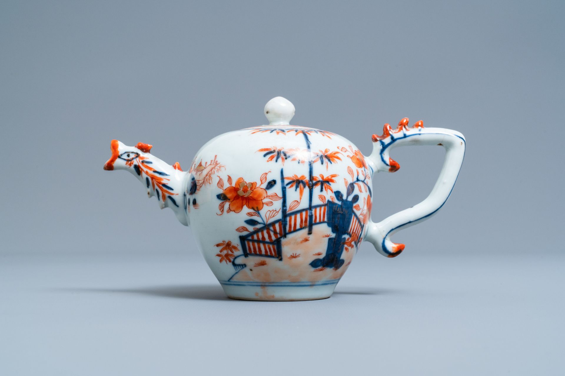 A Chinese Imari-style teapot, Kangxi - Image 2 of 7