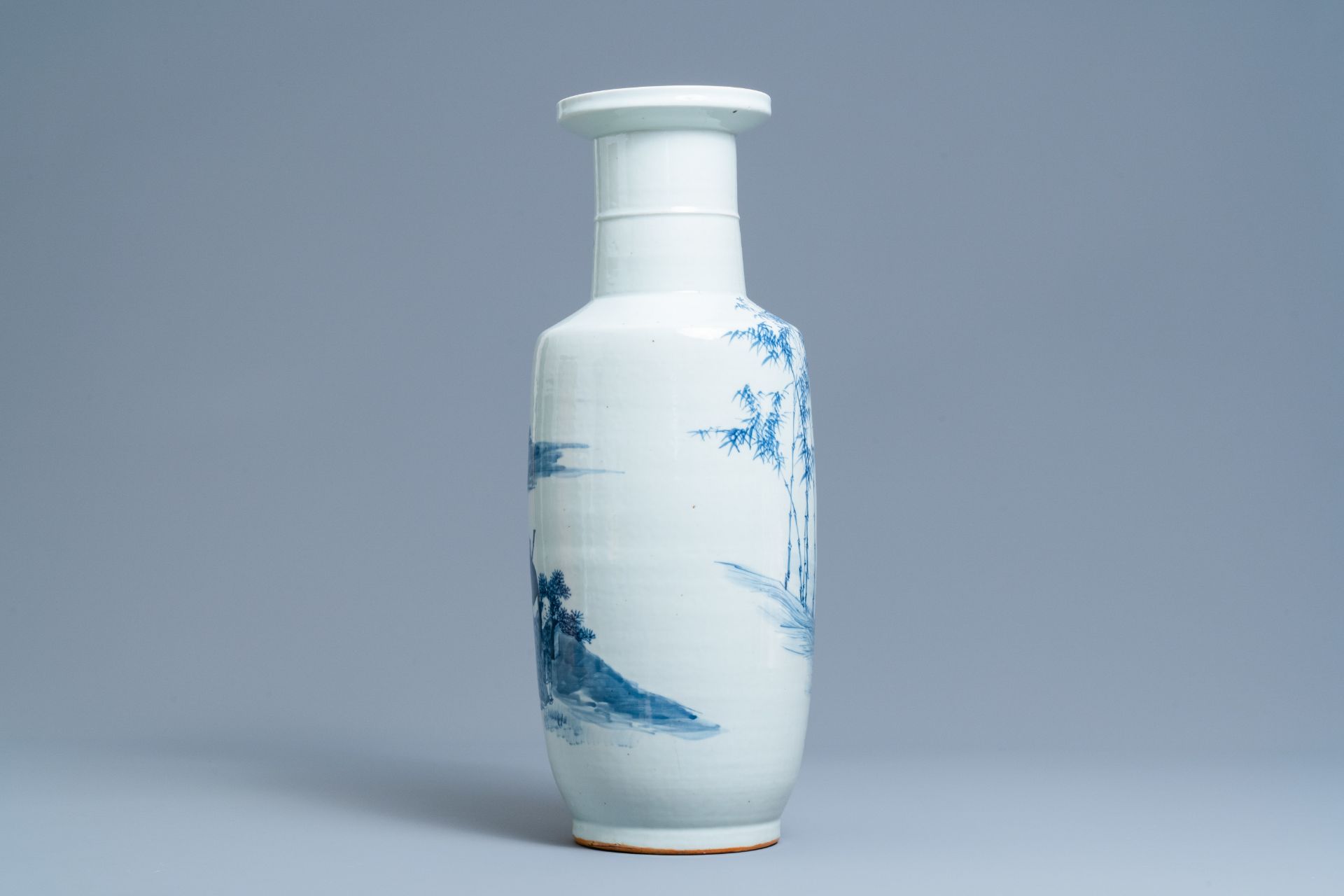 A Chinese blue and white 'Seven Sages of the Bamboo Grove' rouleau vase, 19th C. - Image 3 of 6