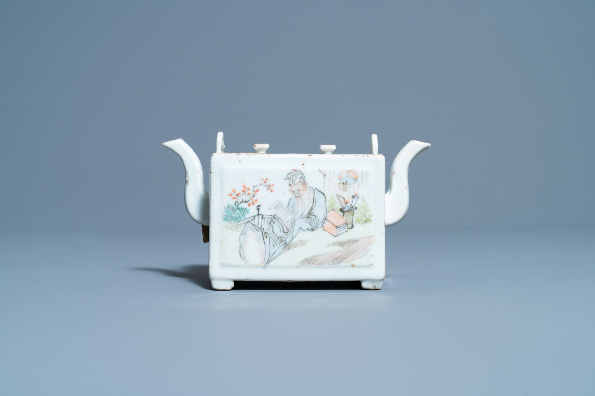 A rare Chinese rectangular qianjiang cai double teapot with covers, 19/20th C. - Image 2 of 8