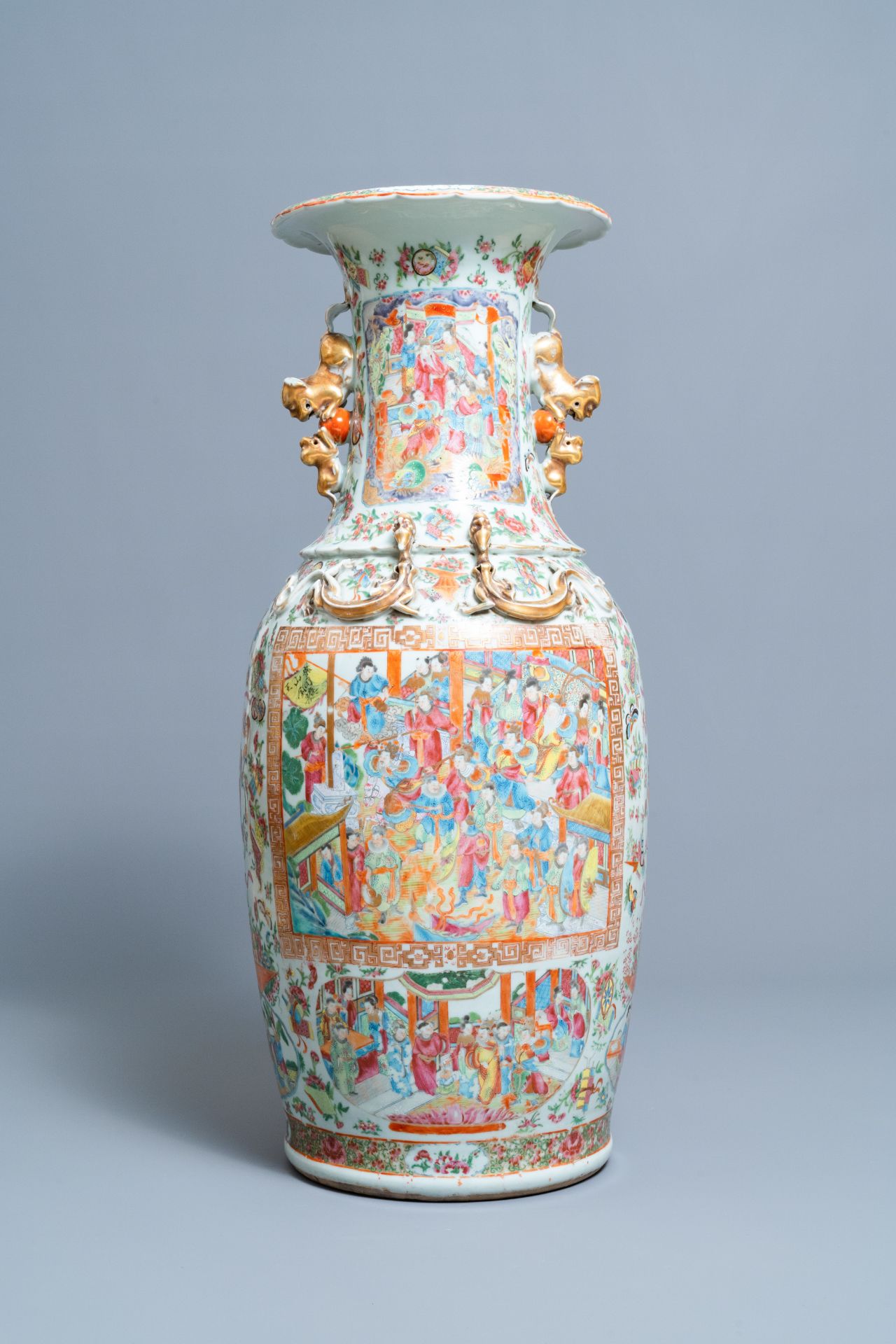 A large Chinese Canton famille rose vase, 19th C. - Image 4 of 7