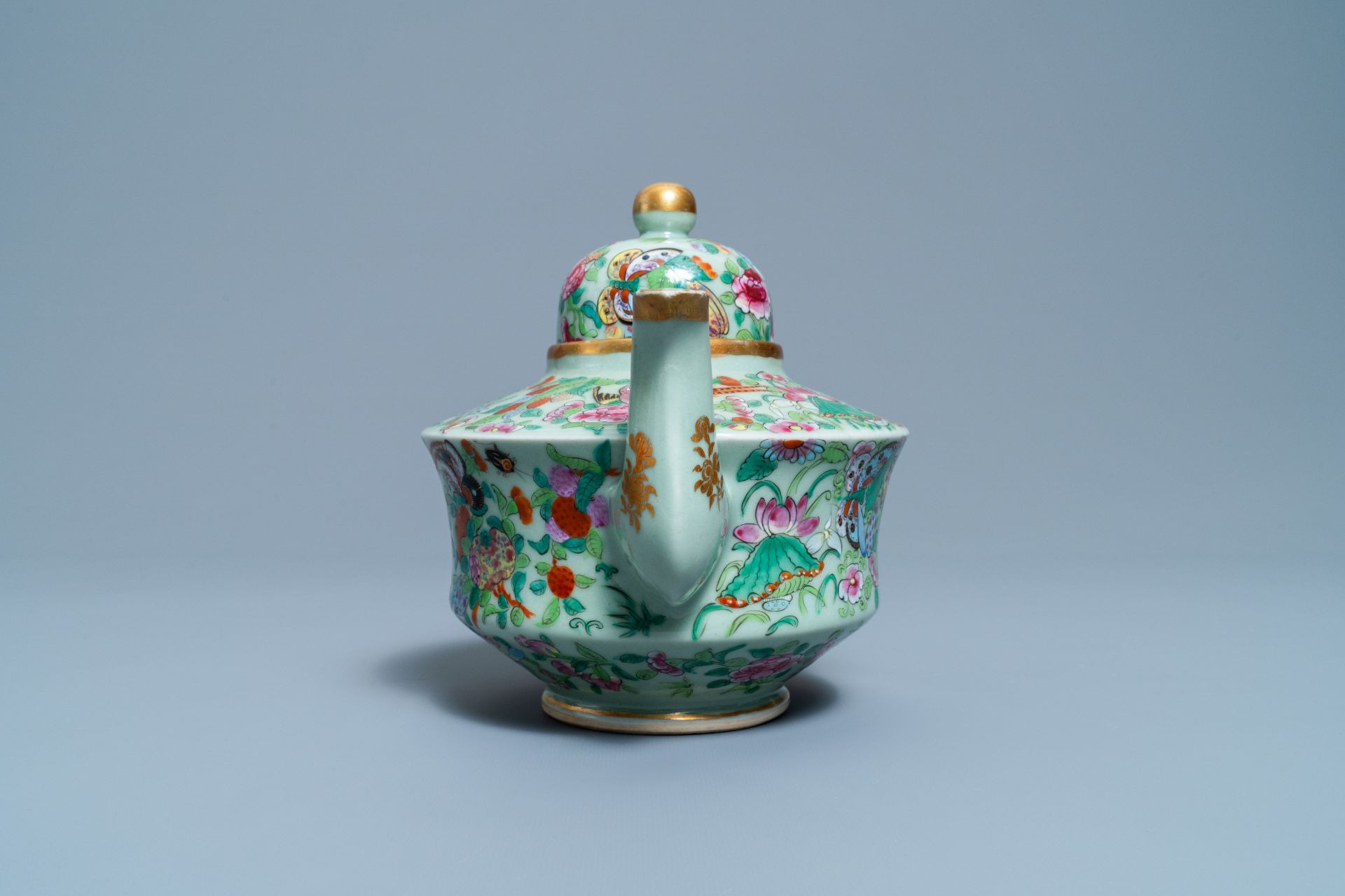 A Chinese Canton famille rose celadon-ground service, 19th C. - Image 11 of 37