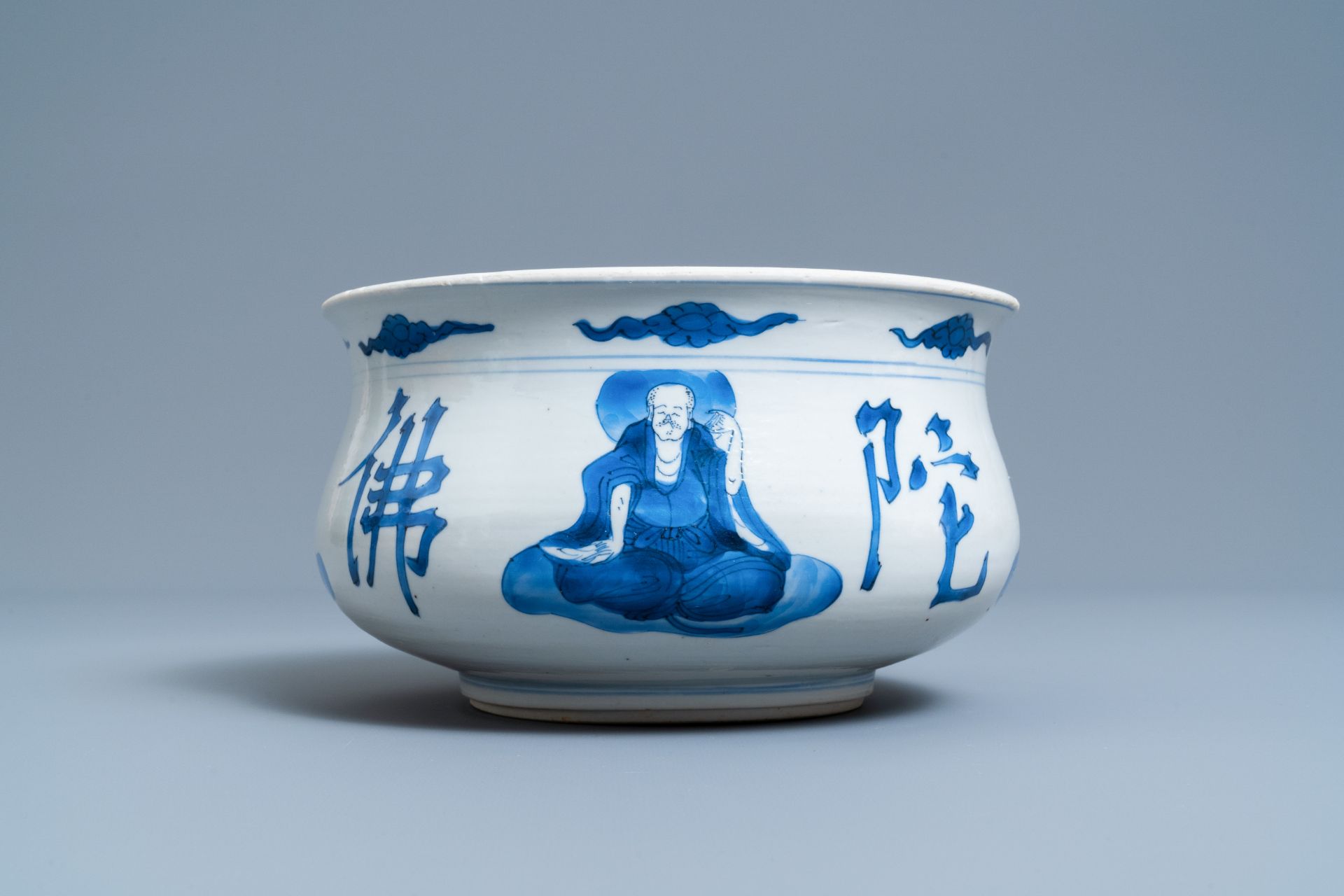 A Chinese blue and white 'luohan' censer, Kangxi - Image 2 of 7