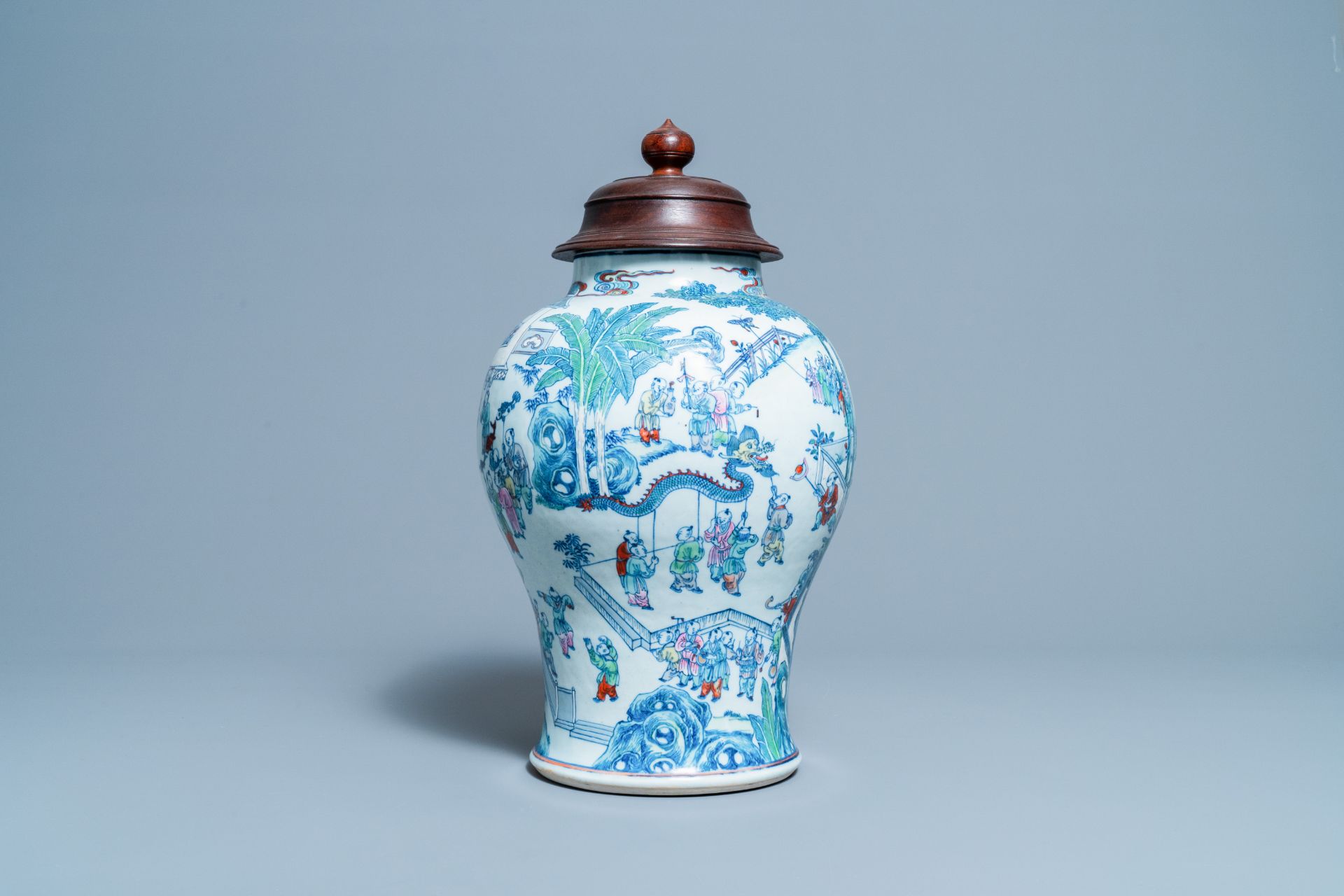 A Chinese doucai '100 boys' vase, Yongzheng/Qianlong - Image 11 of 11