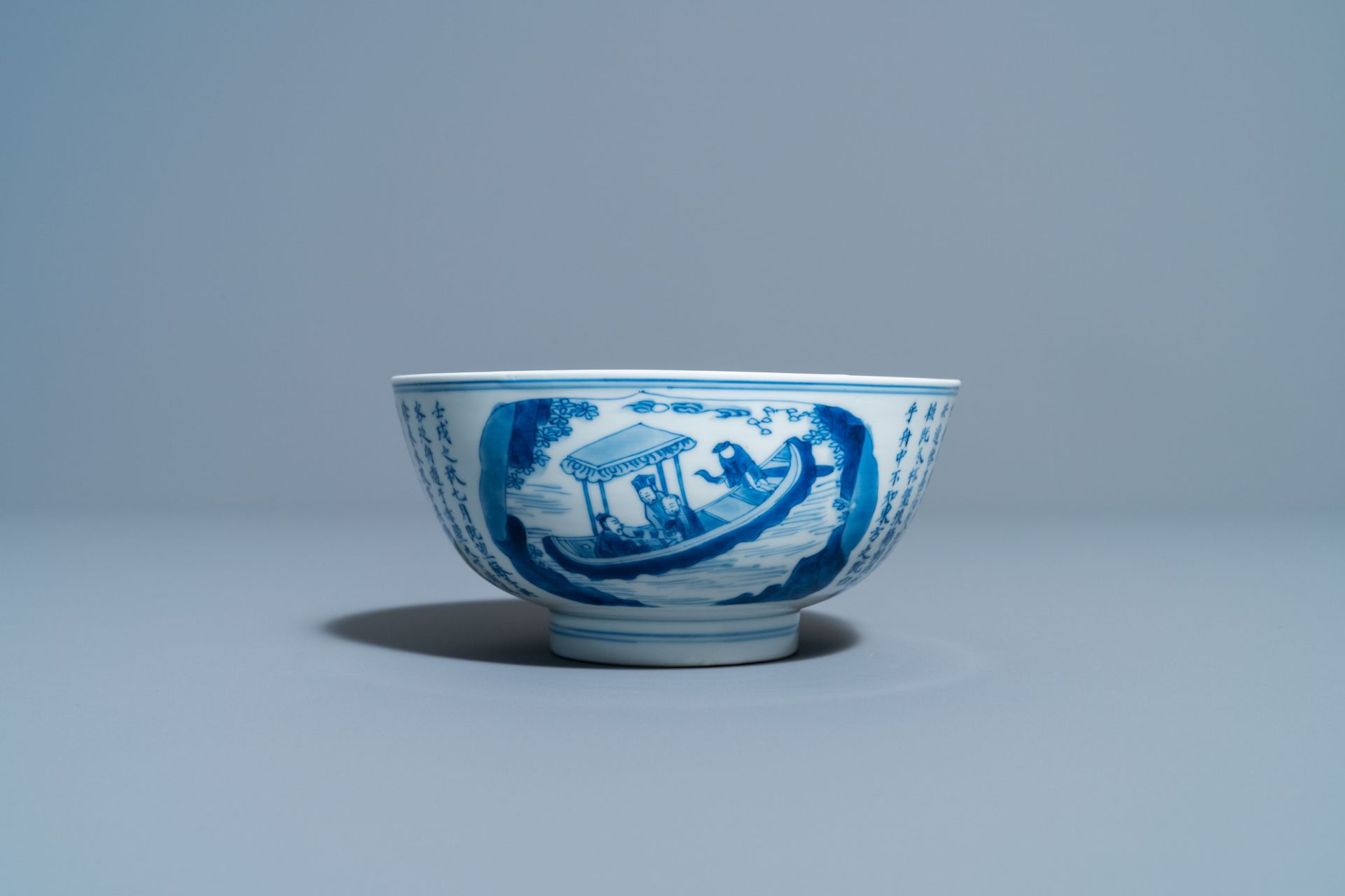 A Chinese blue and white 'Ode to the Red Cliff' bowl, 'Qi yu bao ding zhi zhen' mark, Kangxi - Image 2 of 7