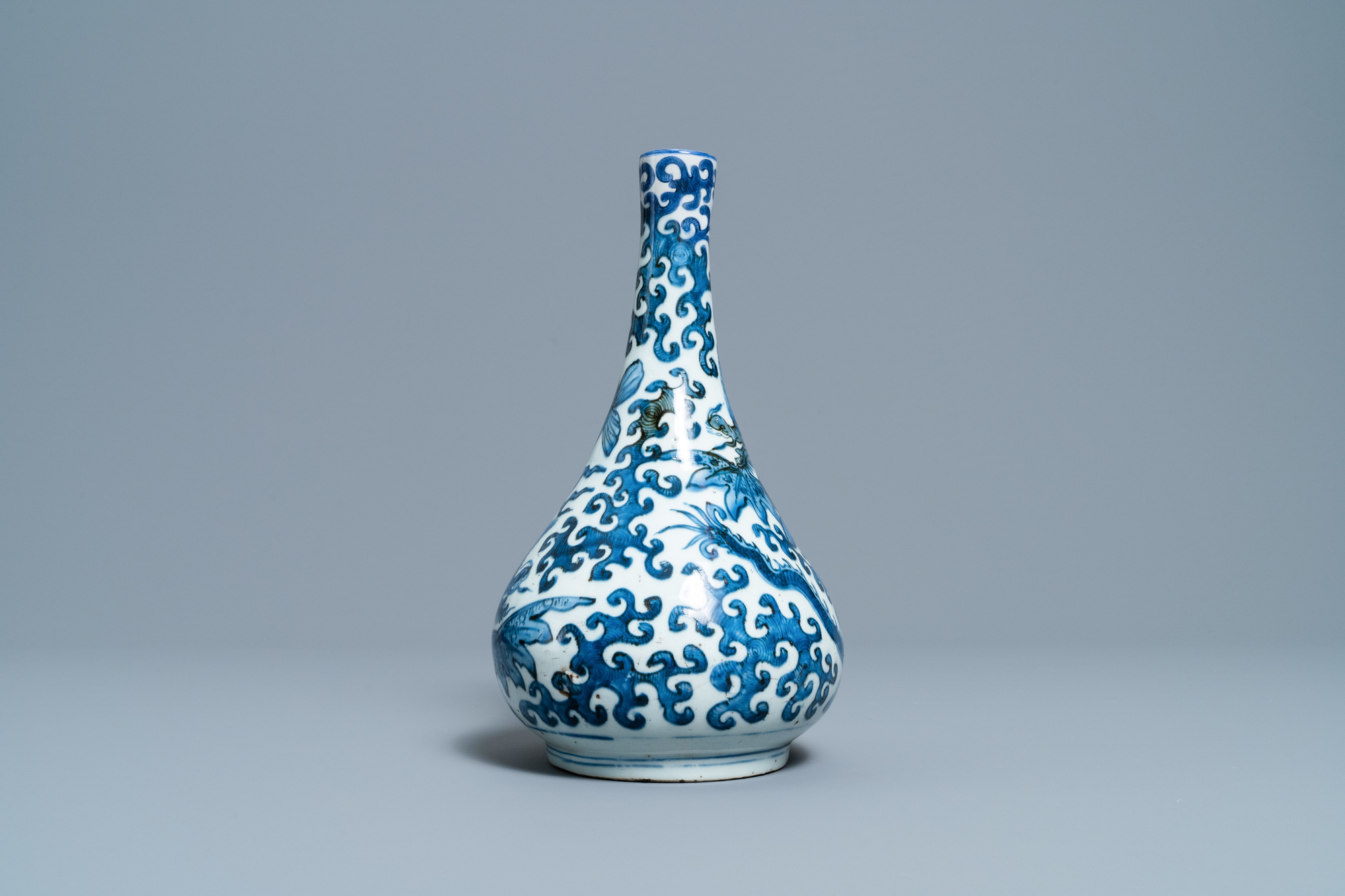 A Chinese blue and white 'sea dragons' bottle vase, Wanli - Image 2 of 6