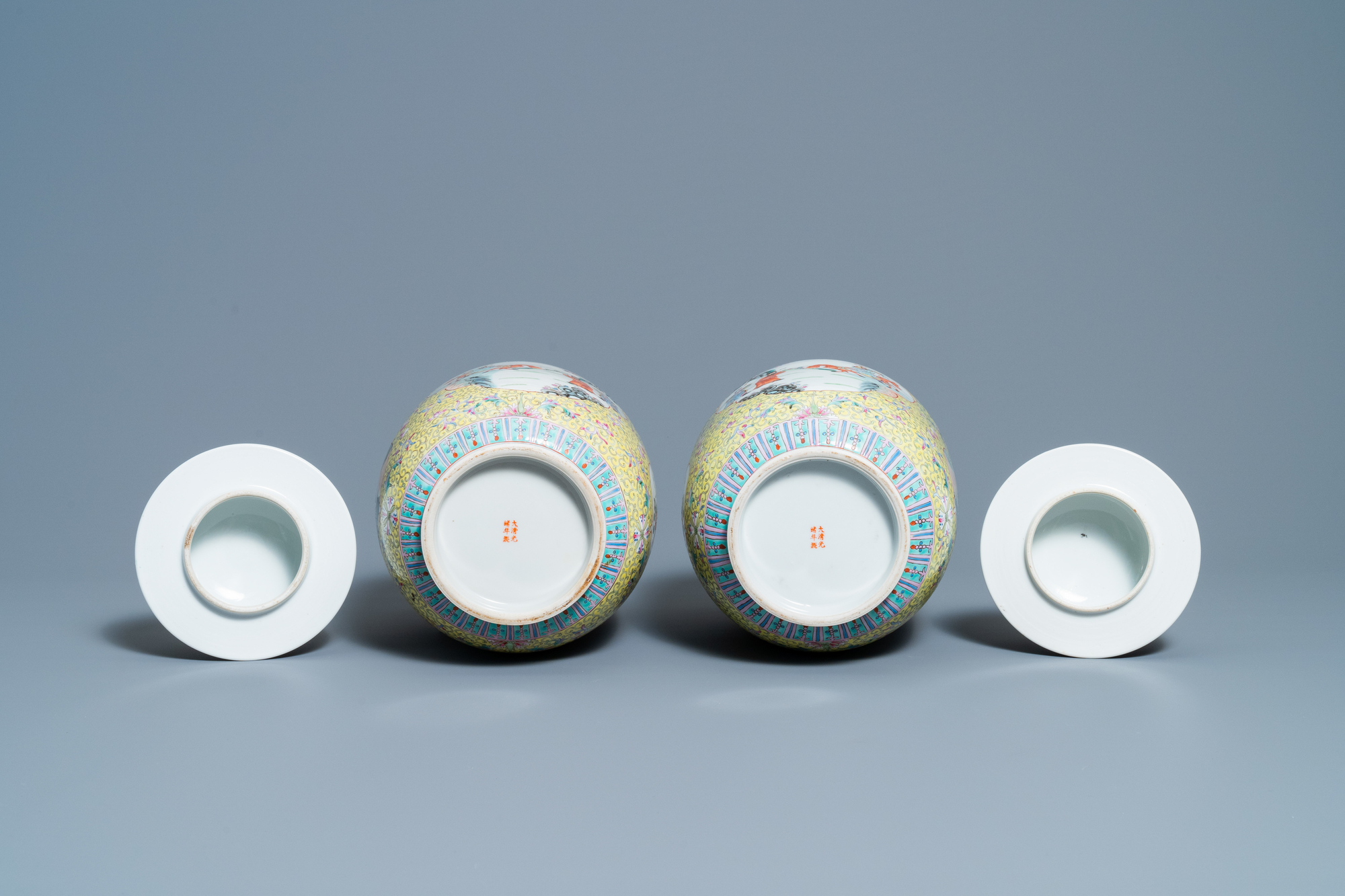 A pair of Chinese famille rose yellow-ground vases and covers, Guangxu mark, Republic - Image 6 of 6