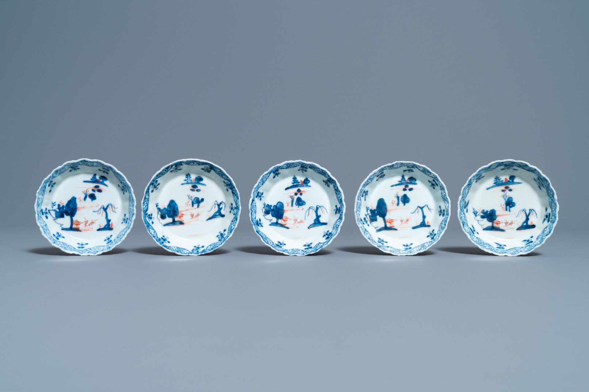 Five Chinese Imari-style cups and saucers, Kangxi - Image 2 of 9