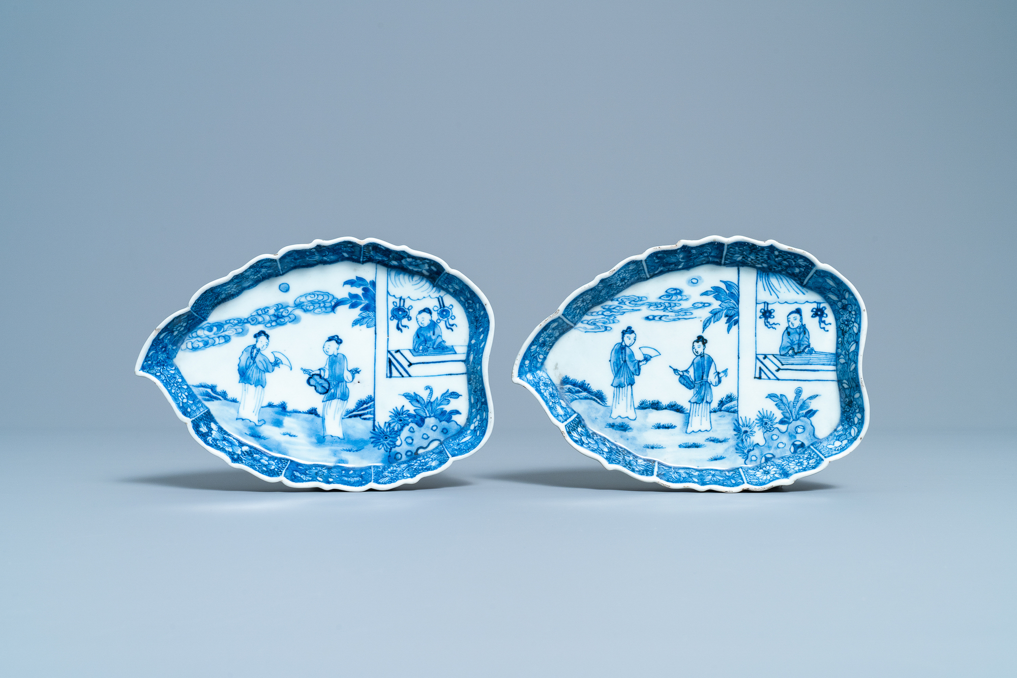 A pair of Chinese blue and white 'Xi Xiang Ji' sauceboats on stand, Qianlong - Image 3 of 10