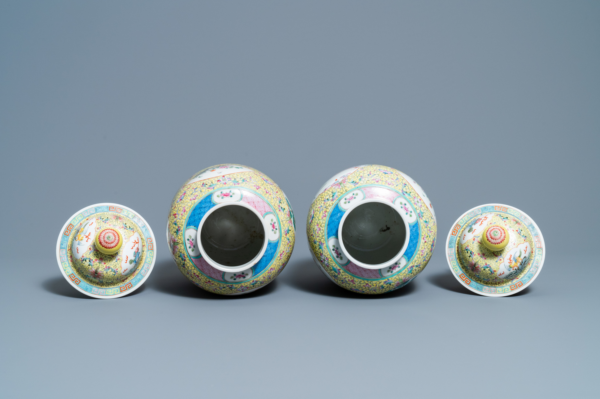 A pair of Chinese famille rose yellow-ground vases and covers, Guangxu mark, Republic - Image 5 of 6
