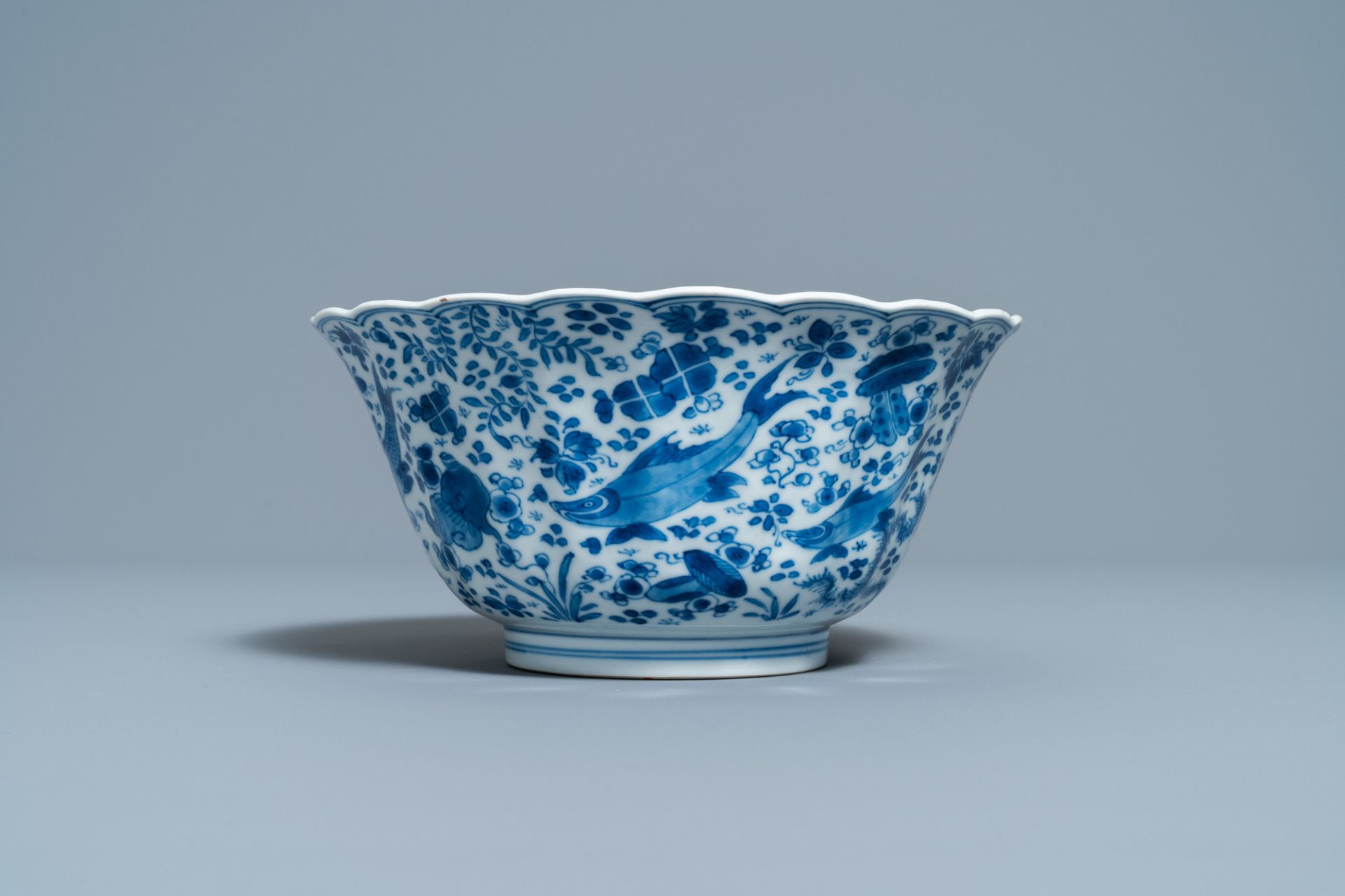 A Chinese blue and white lobed 'carps and crab' bowl, Kangxi - Image 3 of 7