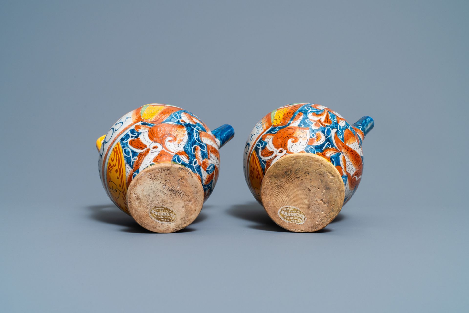 A pair of polychrome Italian maiolica wet drug jars, Casteldurante, 16th C. - Image 7 of 8