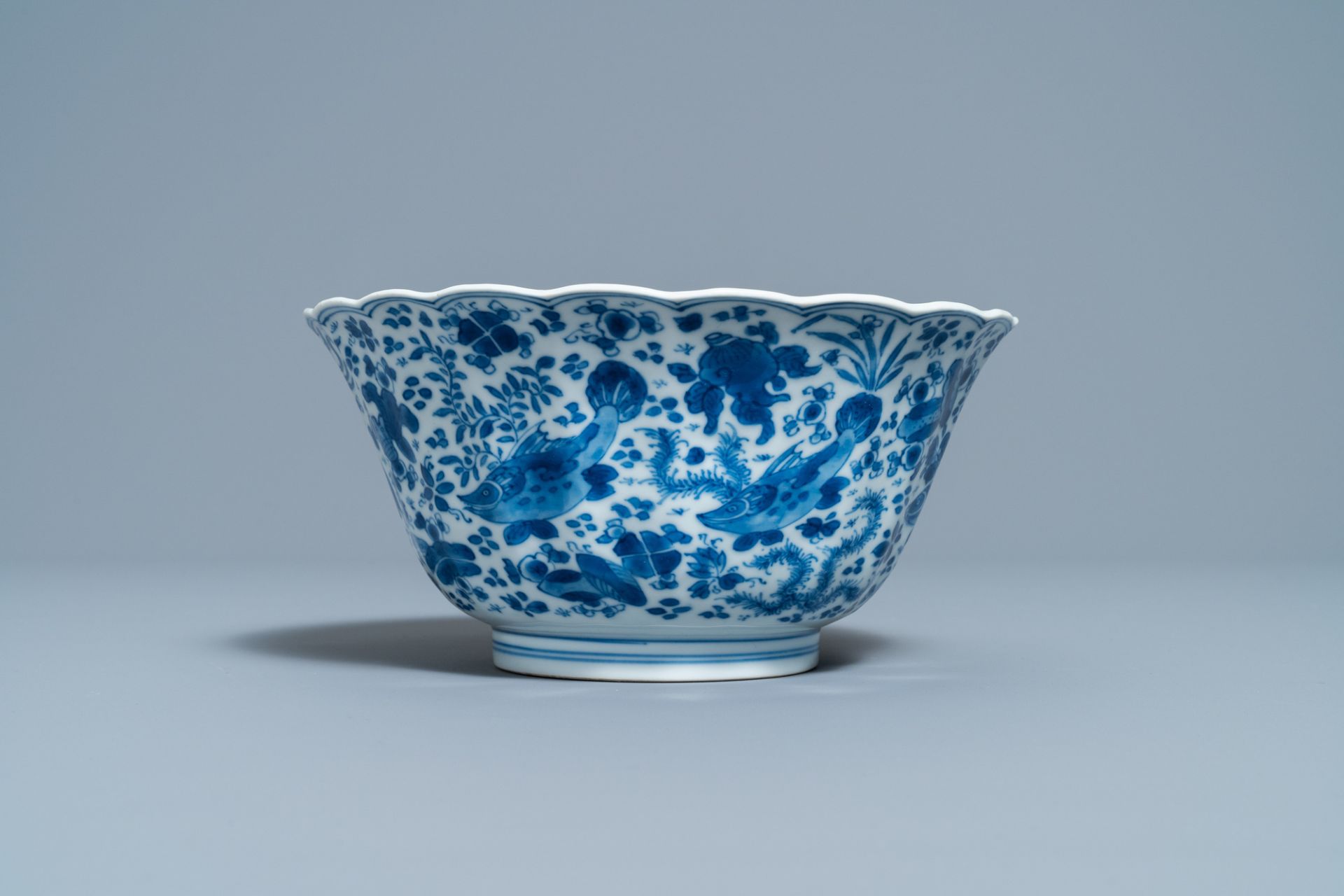 A Chinese blue and white lobed 'carps and crab' bowl, Kangxi - Image 5 of 7