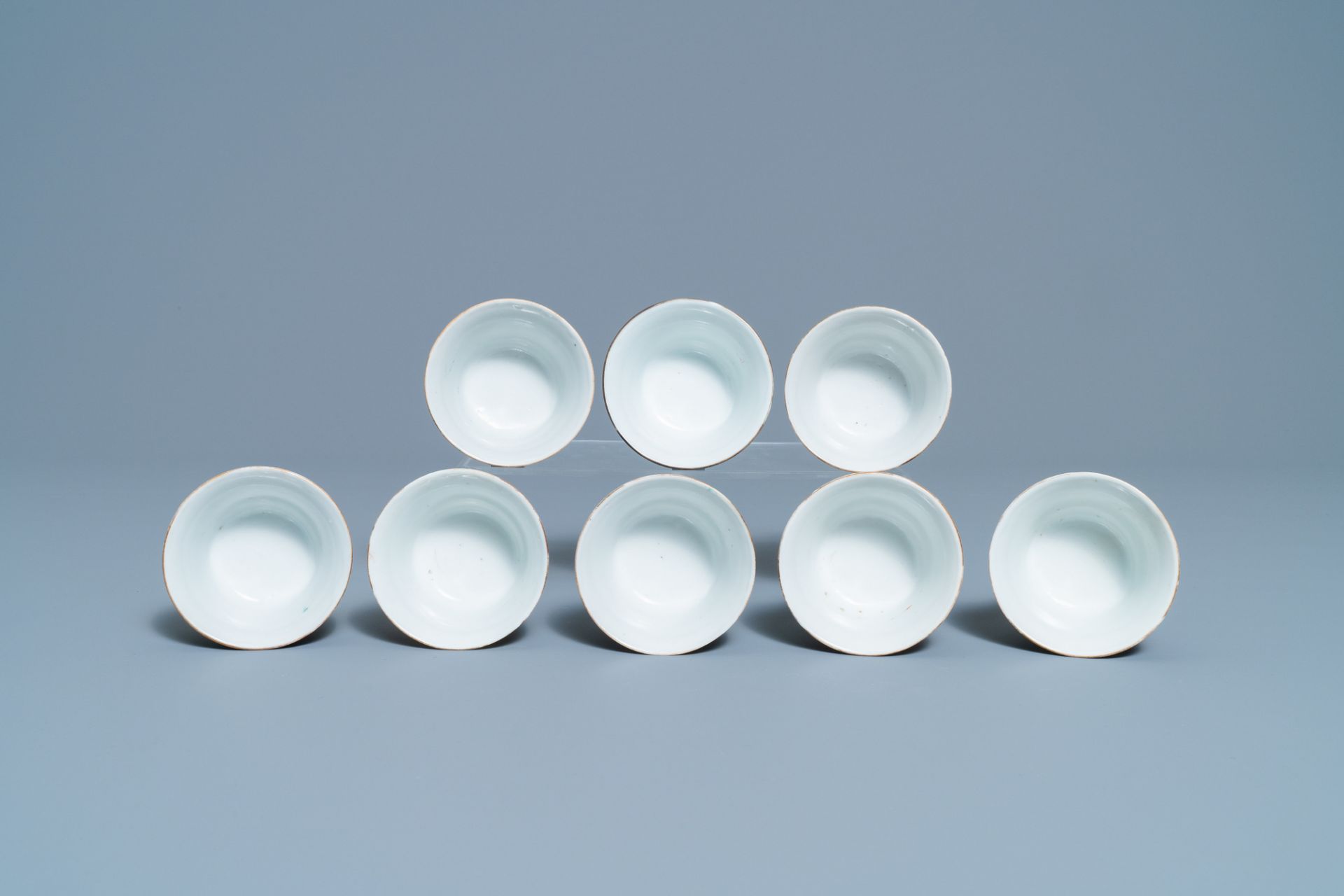 Eight Chinese famille rose 'nine peach' bowls, Hui Tong Zhen Pin mark, 19/20th C. - Image 6 of 7