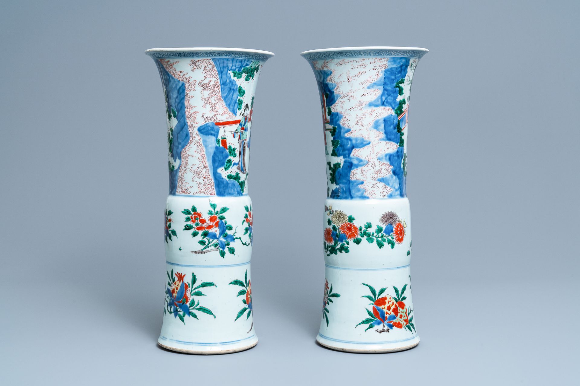 Two large Chinese wucai 'gu' vases, Transitional period - Image 3 of 44