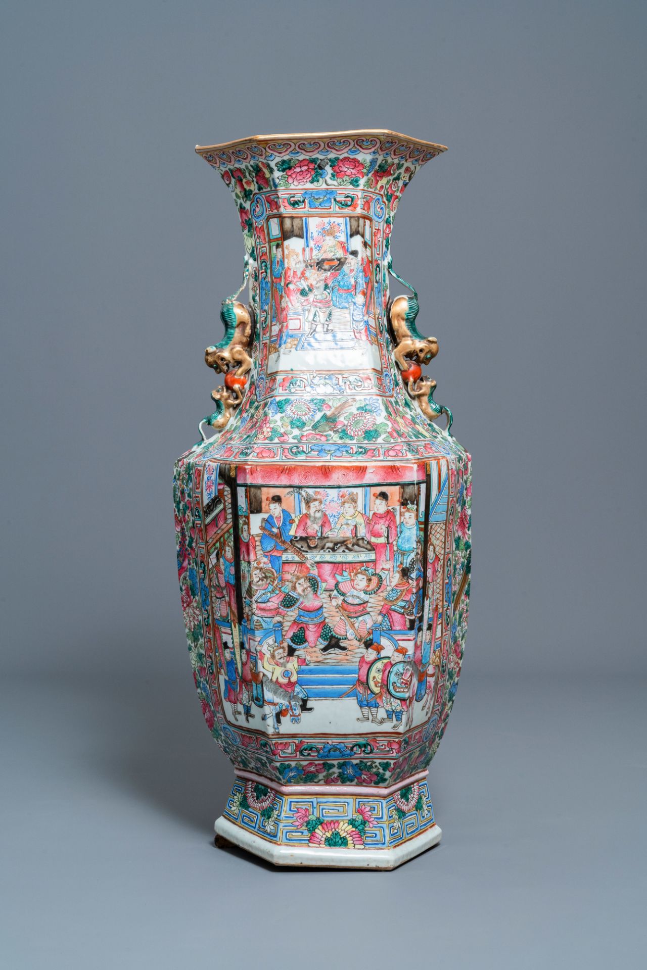 A large Chinese hexagonal famille rose vase, 19th C. - Image 4 of 7