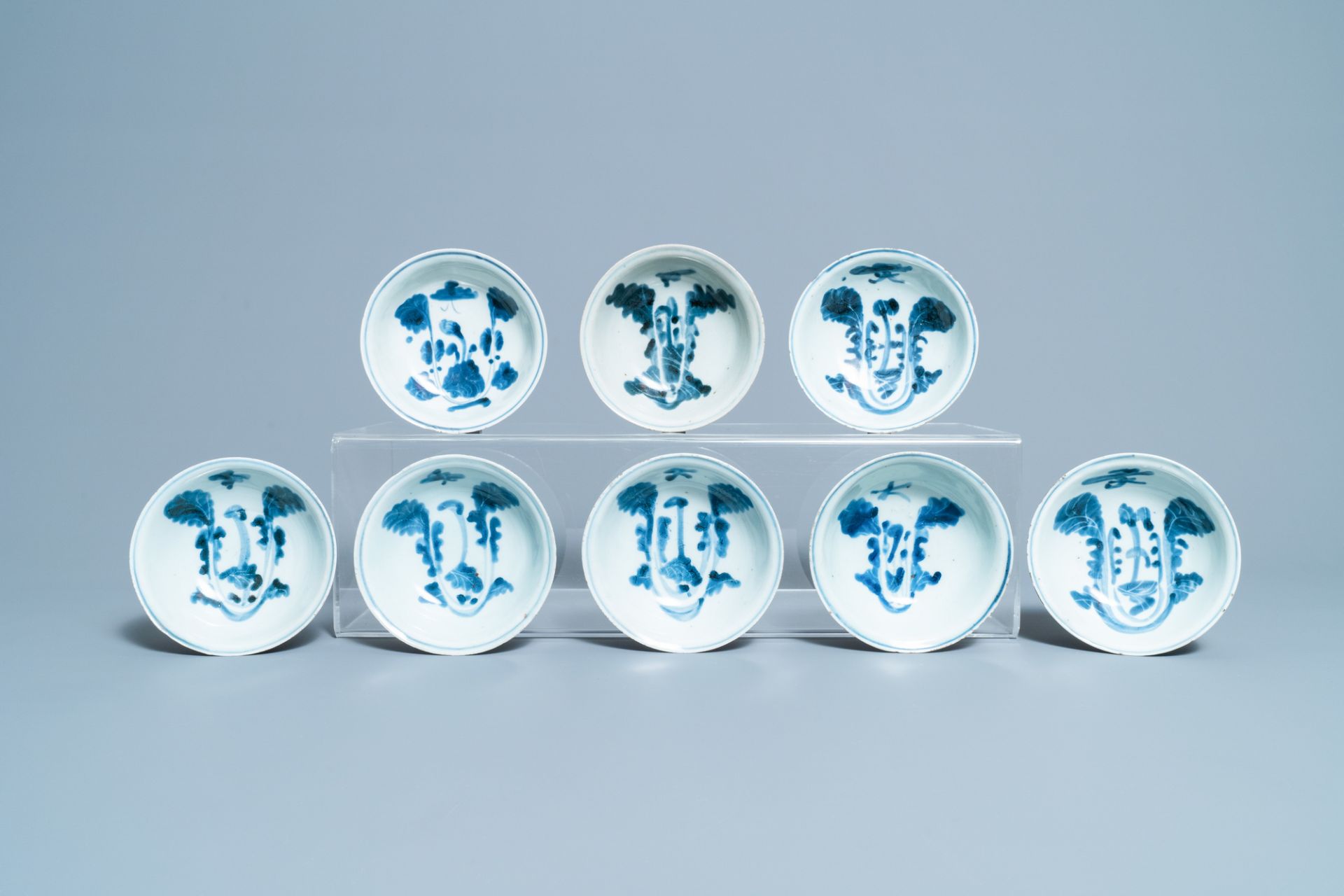 Seventeen Chinese blue and white 'cabbage' bowls, Transitional period - Image 2 of 5