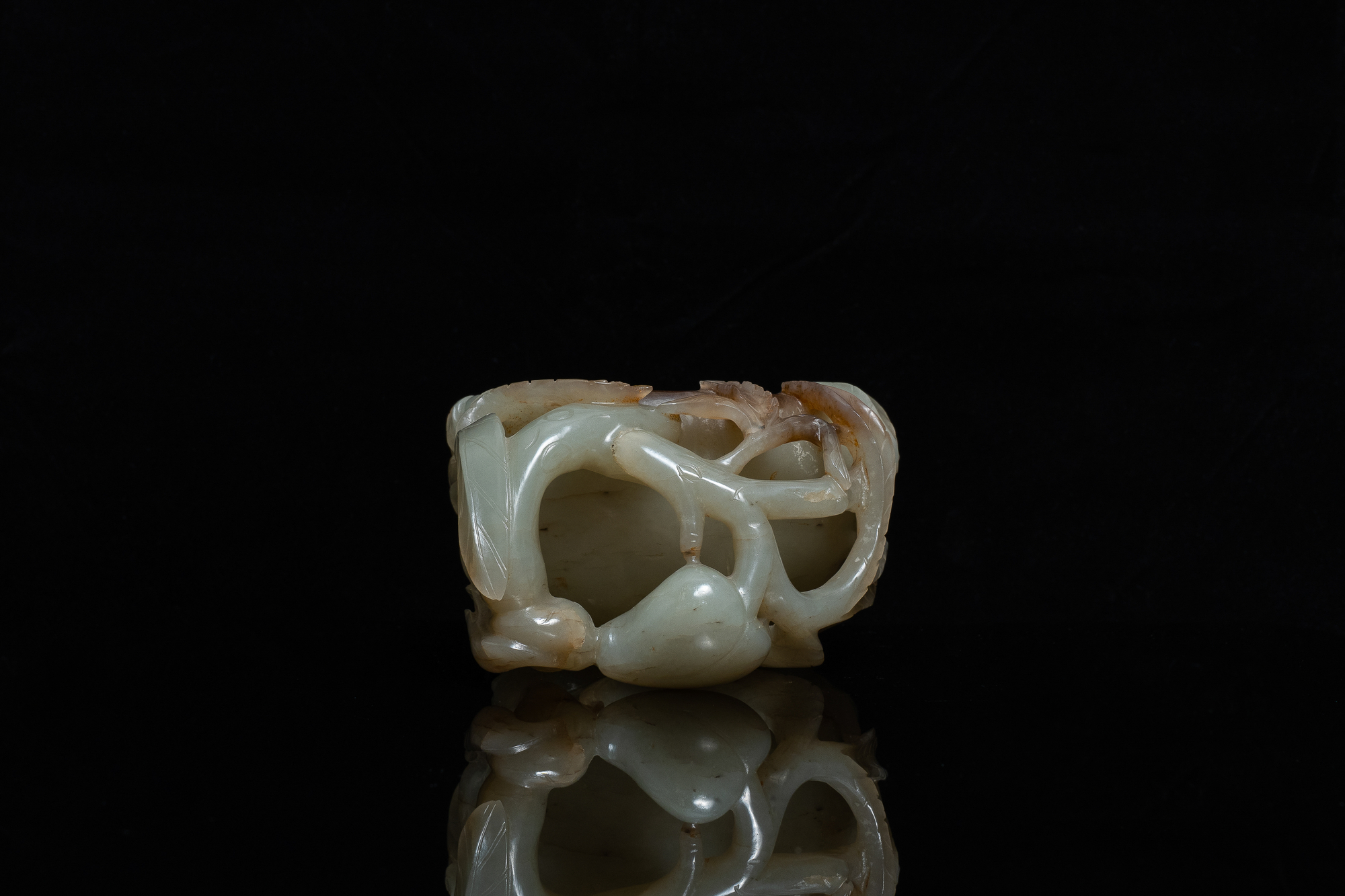 A Chinese mottled celadon and brown jade peach-form brush washer, Qing - Image 3 of 12