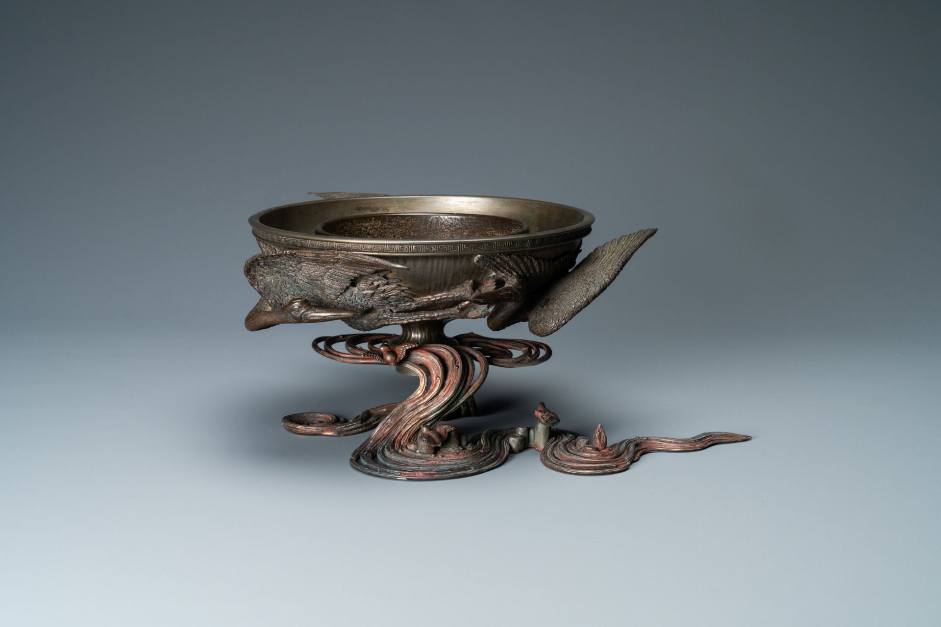 A Japanese copper, bronze and pewter bowl, signed Kimura Toun, Meiji, 19th C. - Image 2 of 9