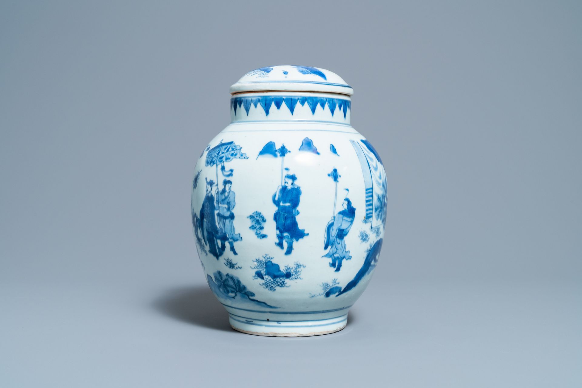 A Chinese blue and white jar and cover with figures in a landscape, Transitional period - Image 3 of 13