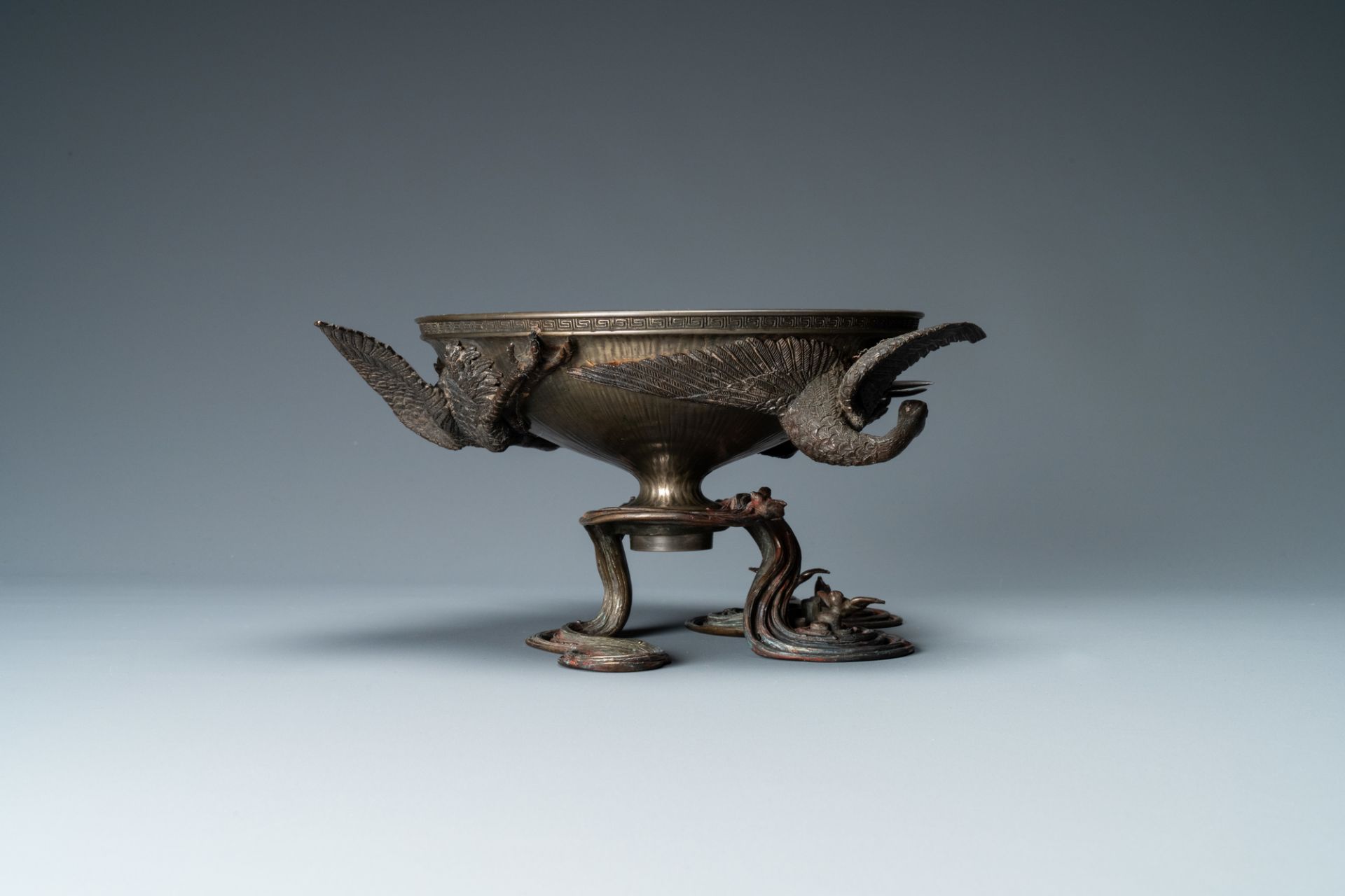 A Japanese copper, bronze and pewter bowl, signed Kimura Toun, Meiji, 19th C. - Image 6 of 9