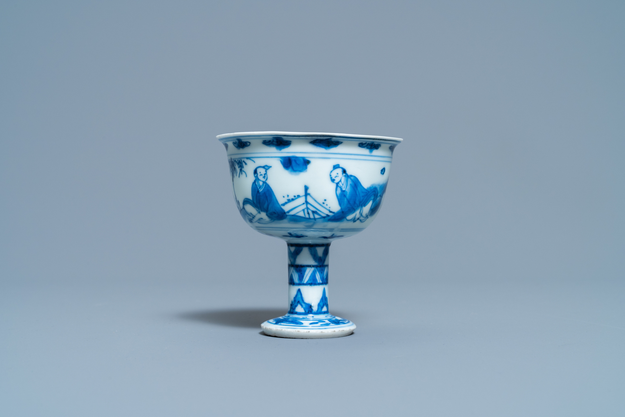 A Chinese blue and white 'go-players' stem cup, Transitional period - Image 2 of 7