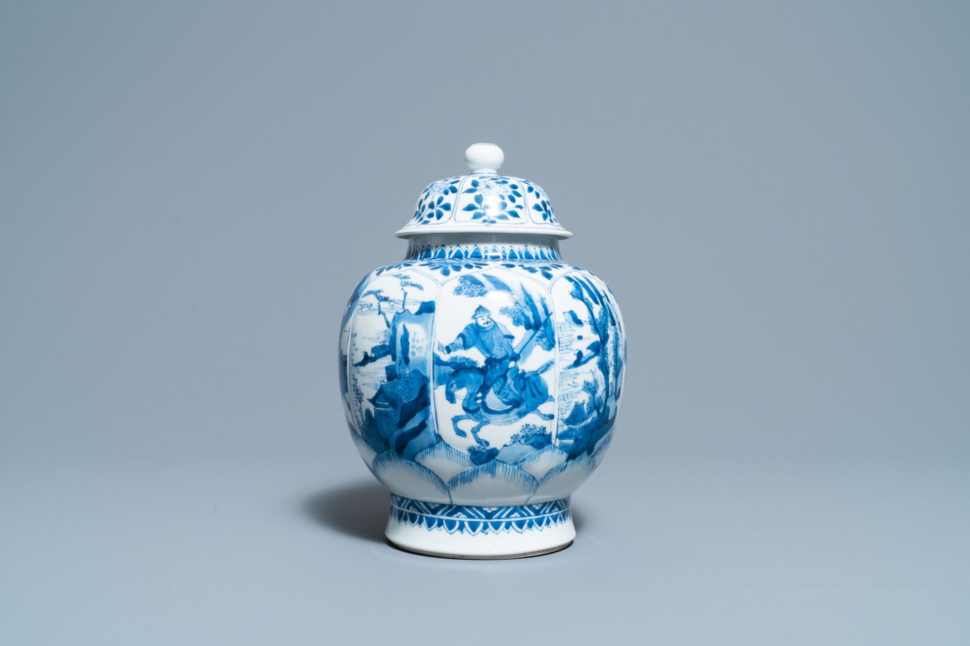 A Chinese blue and white 'horseriders' vase and cover, Kangxi - Image 3 of 6