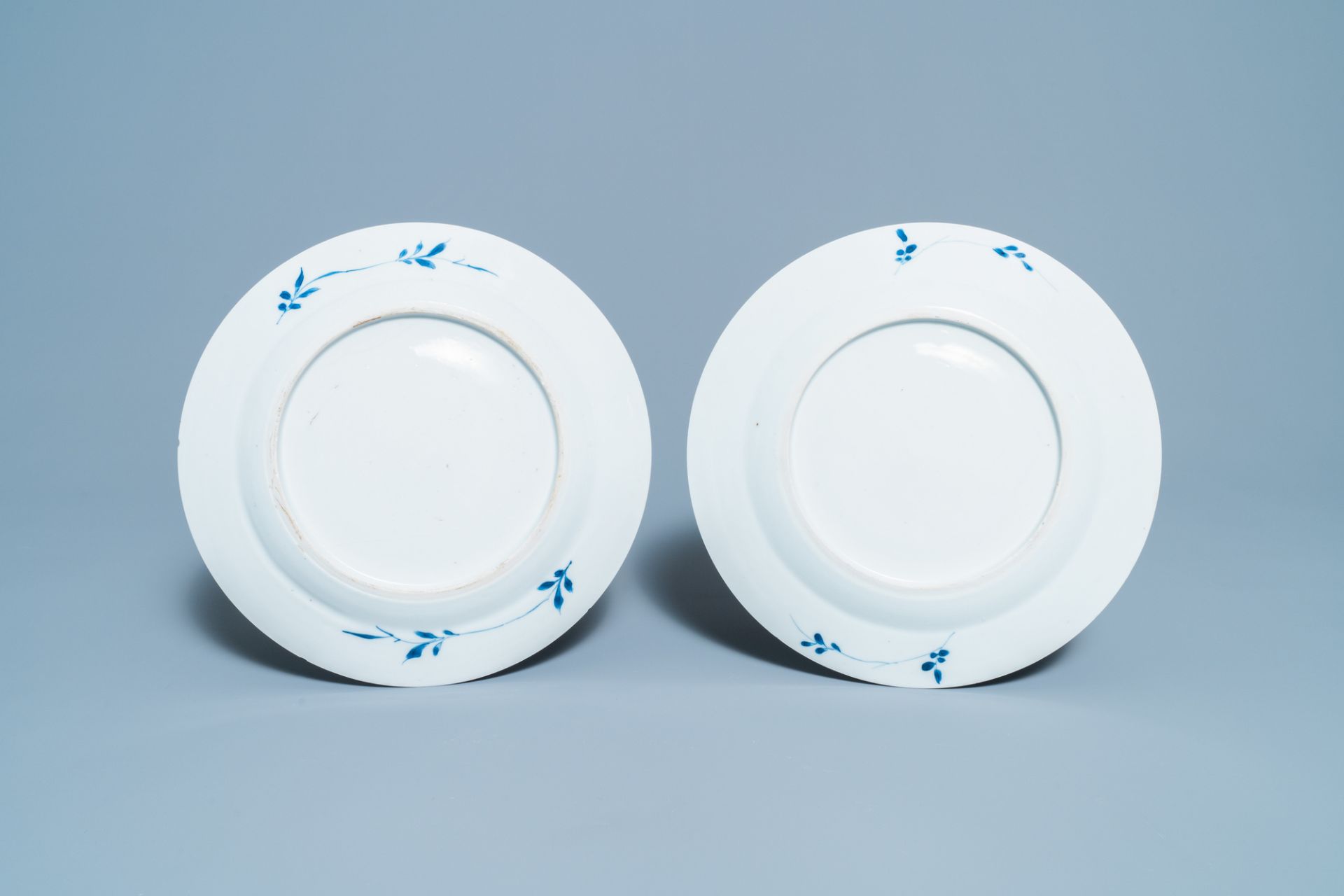 Six Chinese blue and white plates, Kangxi - Image 5 of 7