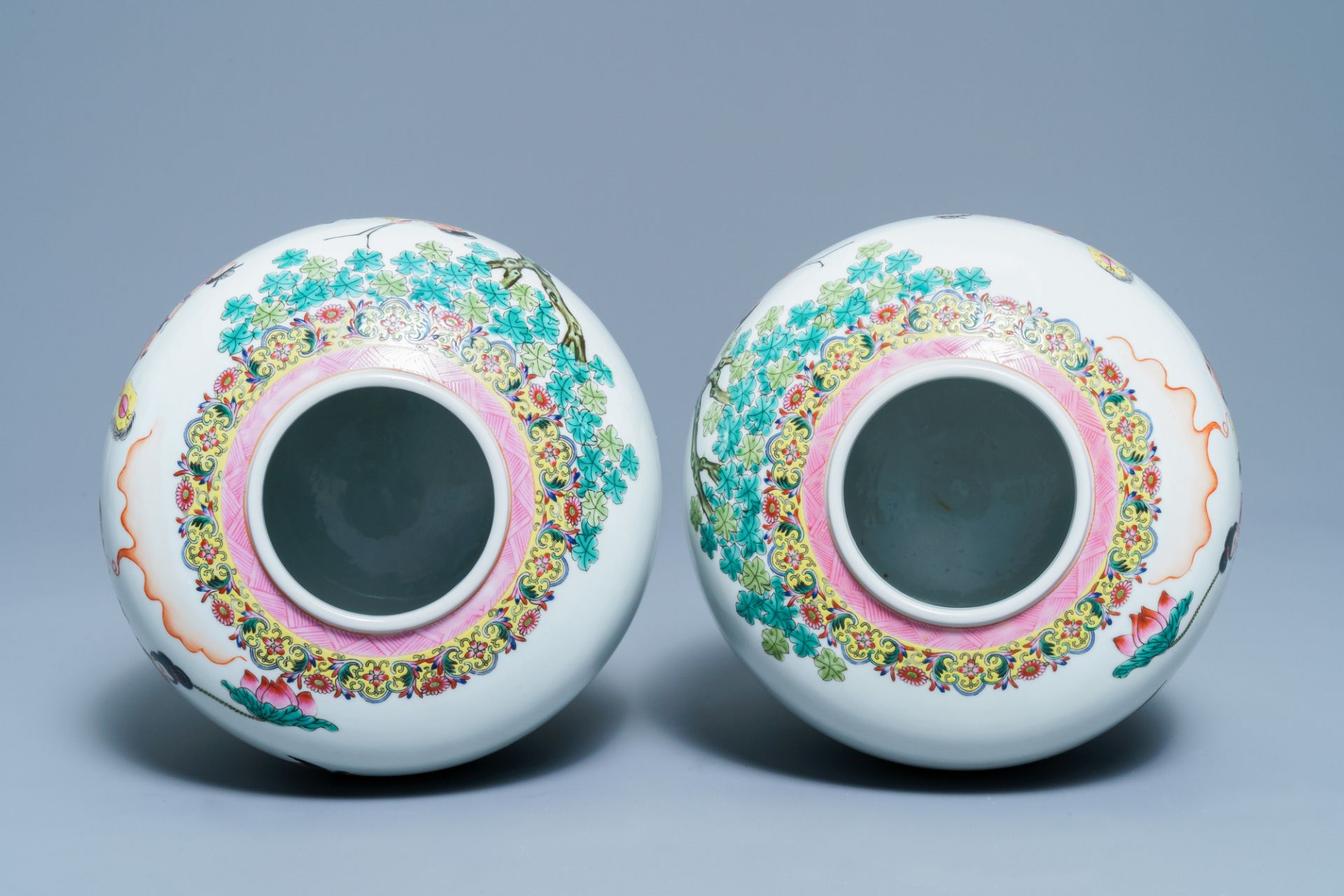 A pair of Chinese famille rose covered jars, Qianlong mark, Republic - Image 5 of 8