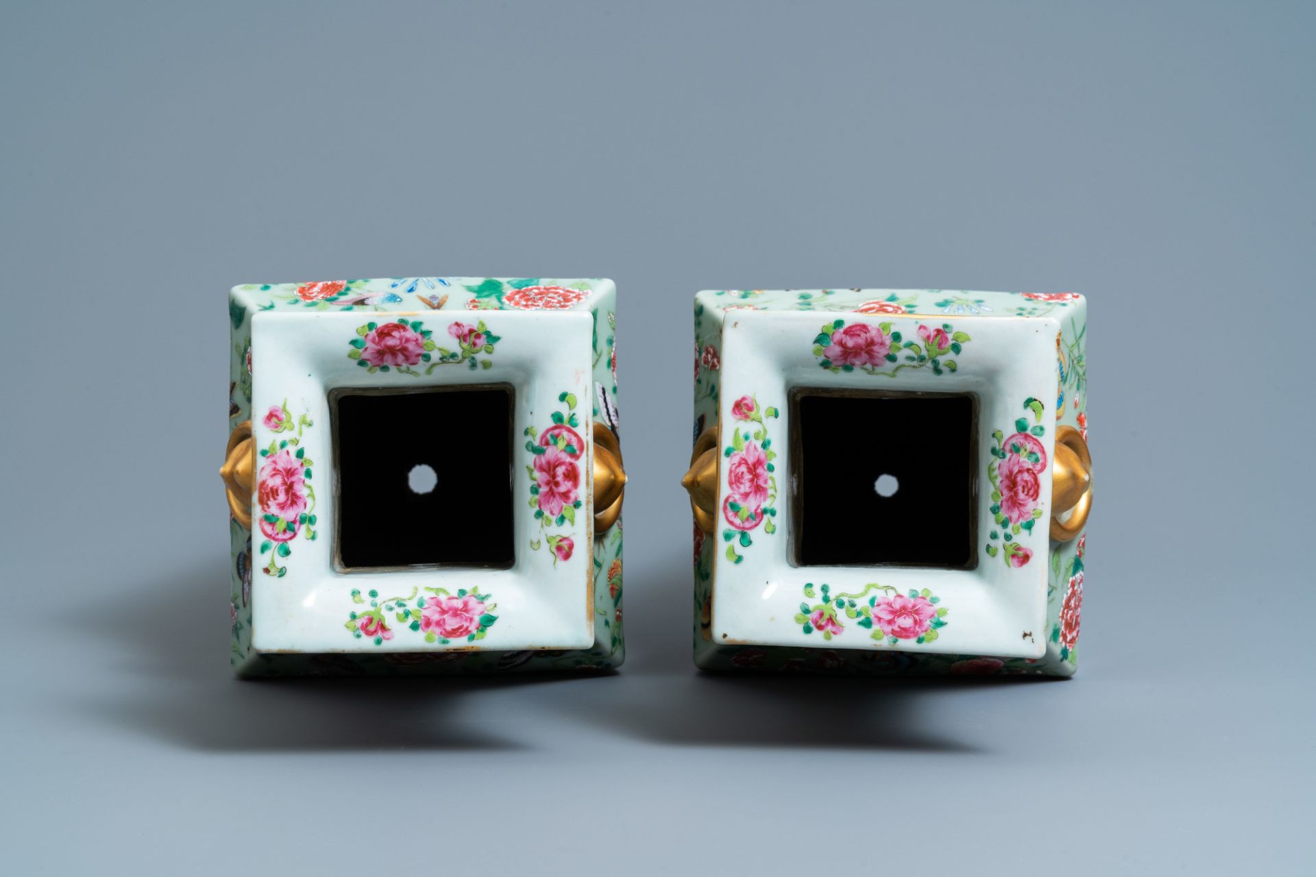 A pair of Chinese square famille rose celadon-ground vases on gilt bronze feet, 19th C. - Image 6 of 7