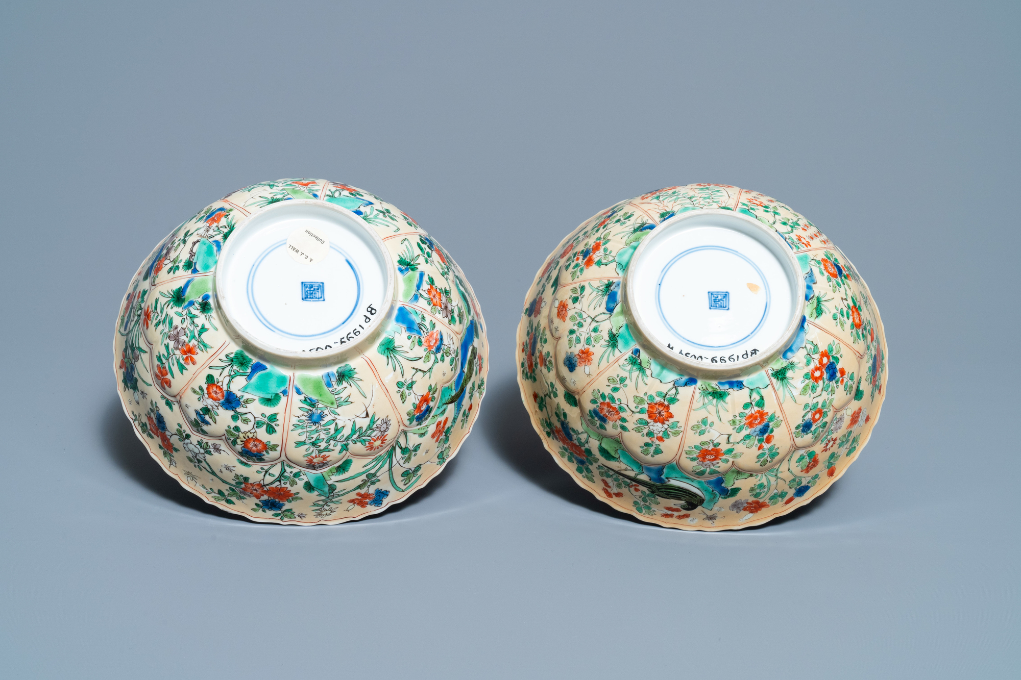 A pair of Chinese famille verte cafe-au-lait-ground lotus-molded bowls, Kangxi - Image 8 of 8