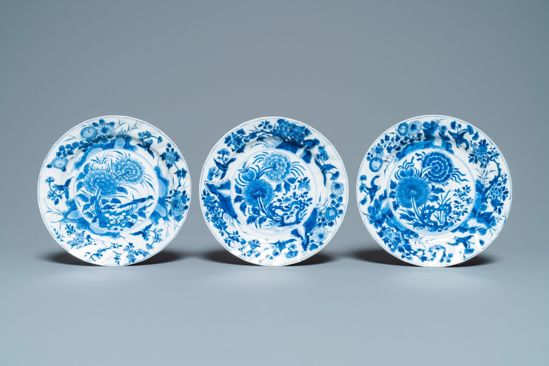 Six Chinese blue and white plates with floral design, Kangxi - Image 4 of 5