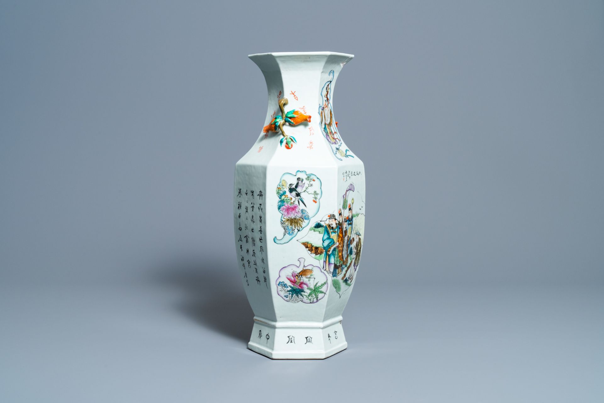 A Chinese hexagonal qianjiang cai vase, 19th C. - Image 6 of 8