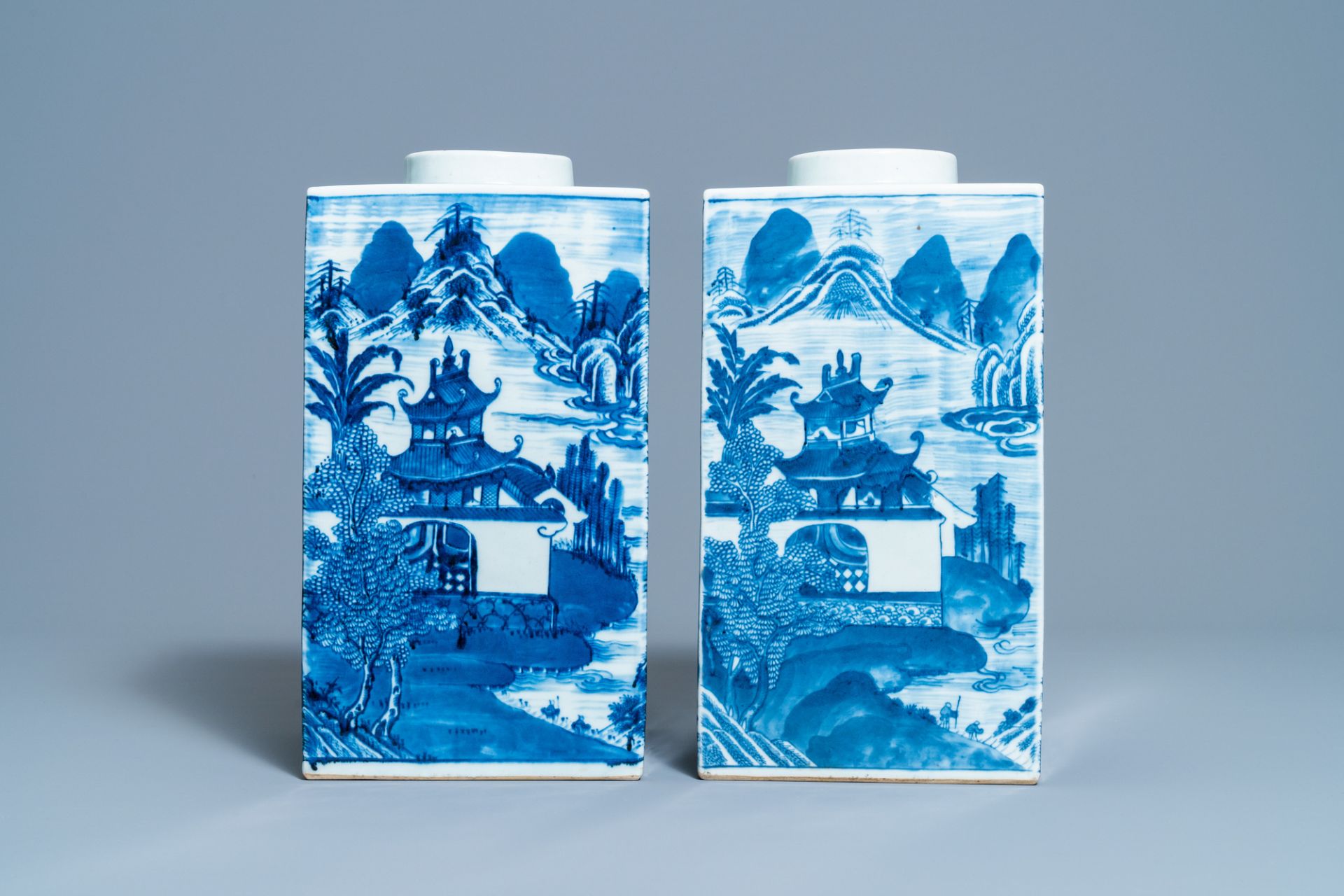 A pair of Chinese blue and white square 'landscape' jars, 19th C. - Image 4 of 9