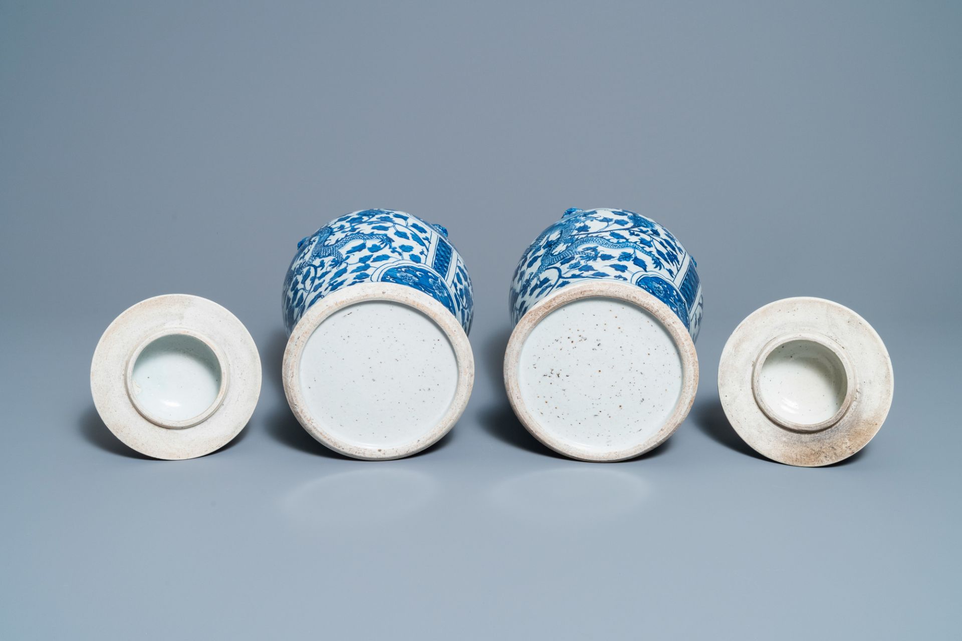 Two pairs of Chinese blue and white and famille verte vases and covers, 19/20th C. - Image 7 of 9