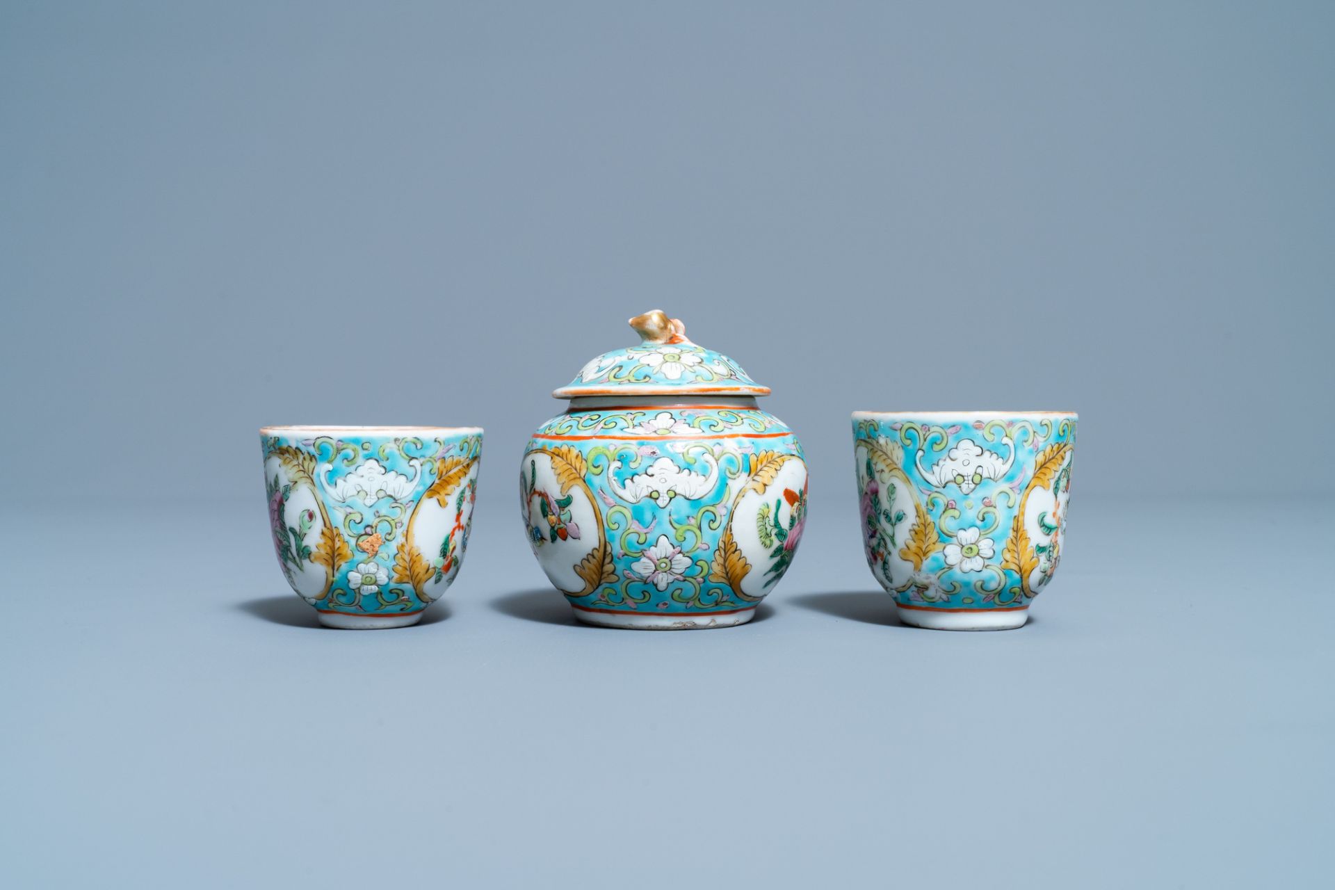 A Chinese famille rose 'tete-a-tete' tea service on tray, 19th C. - Image 8 of 10