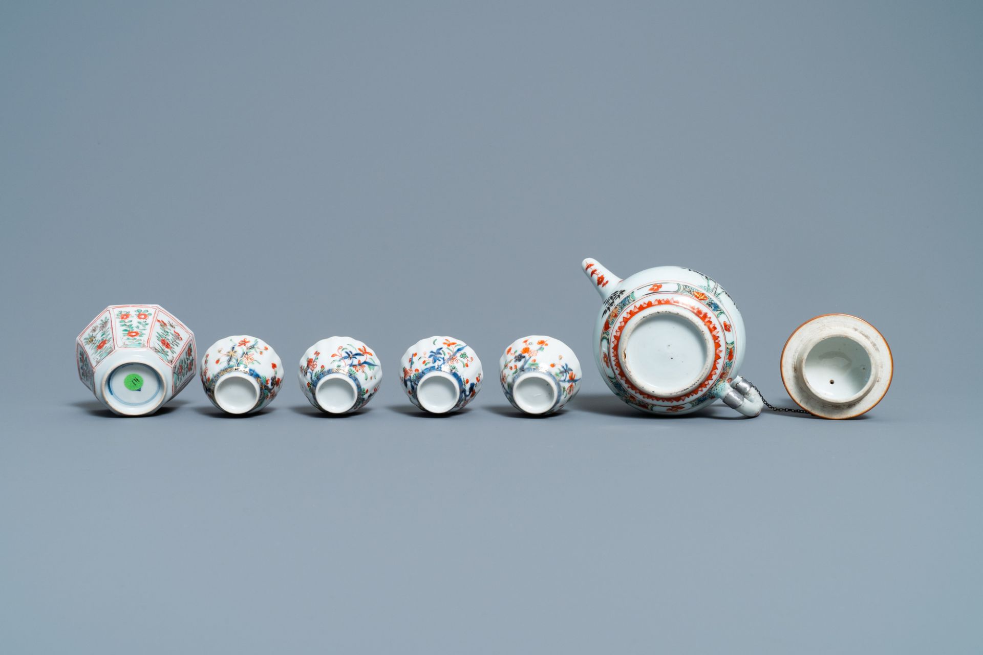 A Chinese famille verte teapot, seven saucers and five cups, Kangxi - Image 9 of 9