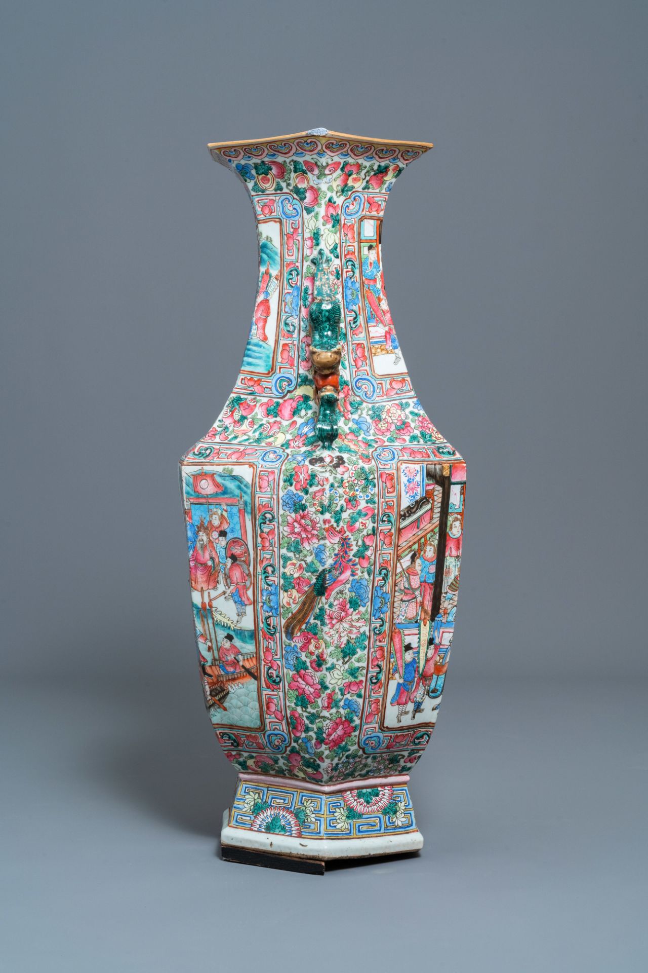 A large Chinese hexagonal famille rose vase, 19th C. - Image 5 of 7